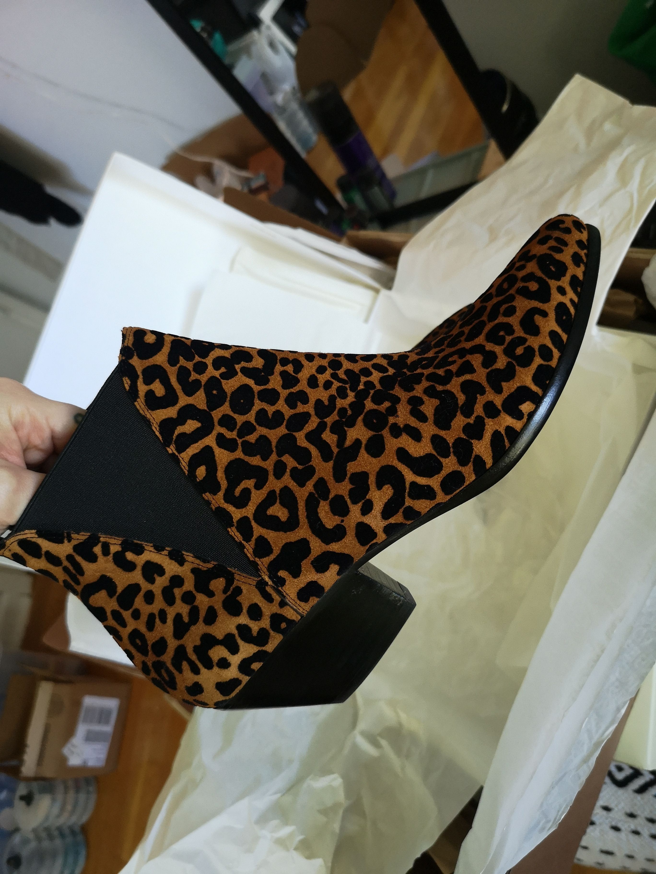 Diane von Furstenberg DIANE VON FURSTENBERG Nadie Leopard Suede Chelsea Booties Size US 8.5 / IT 38.5 - 6 Thumbnail