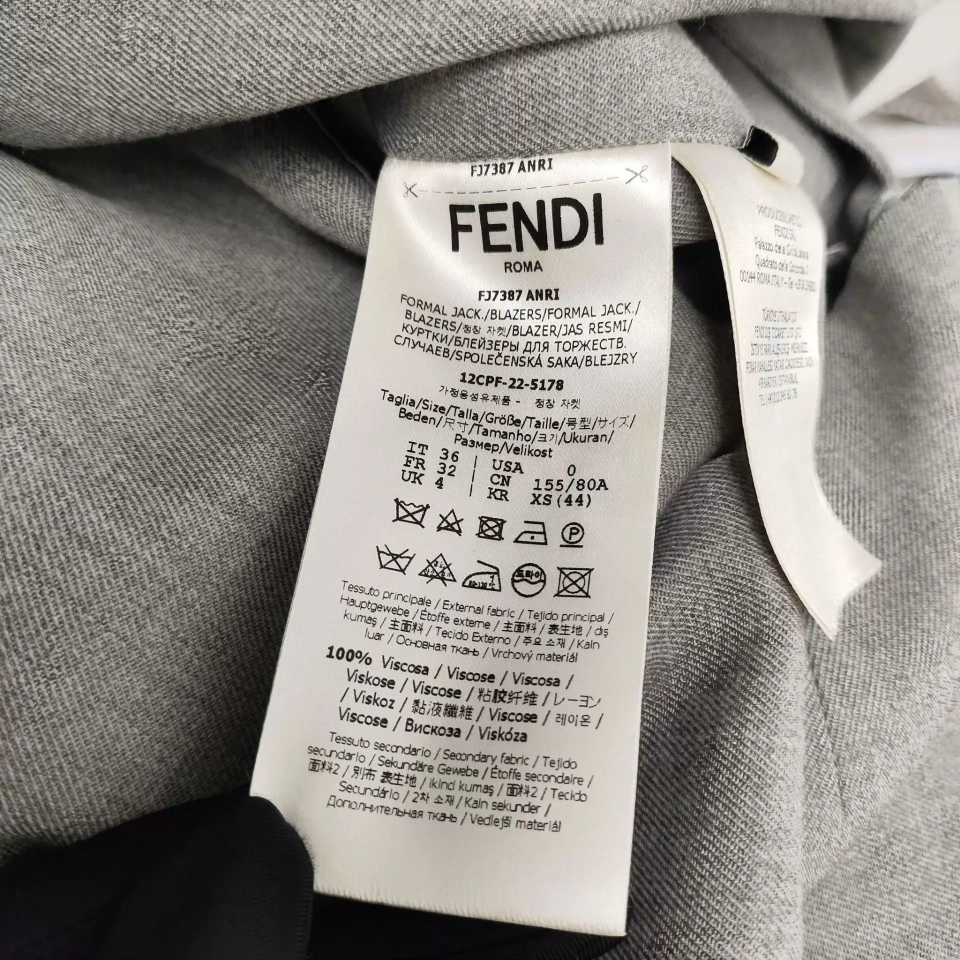 Fendi FENDI suit jacket 36 250929ZJXTT02 Size XS / US 0-2 / IT 36-38 - 4 Thumbnail