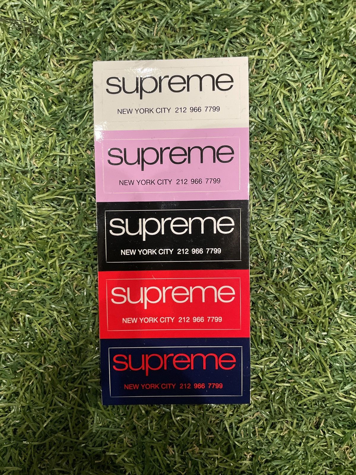 Supreme Supreme Phone Number Sticker Size ONE SIZE - 1 Preview