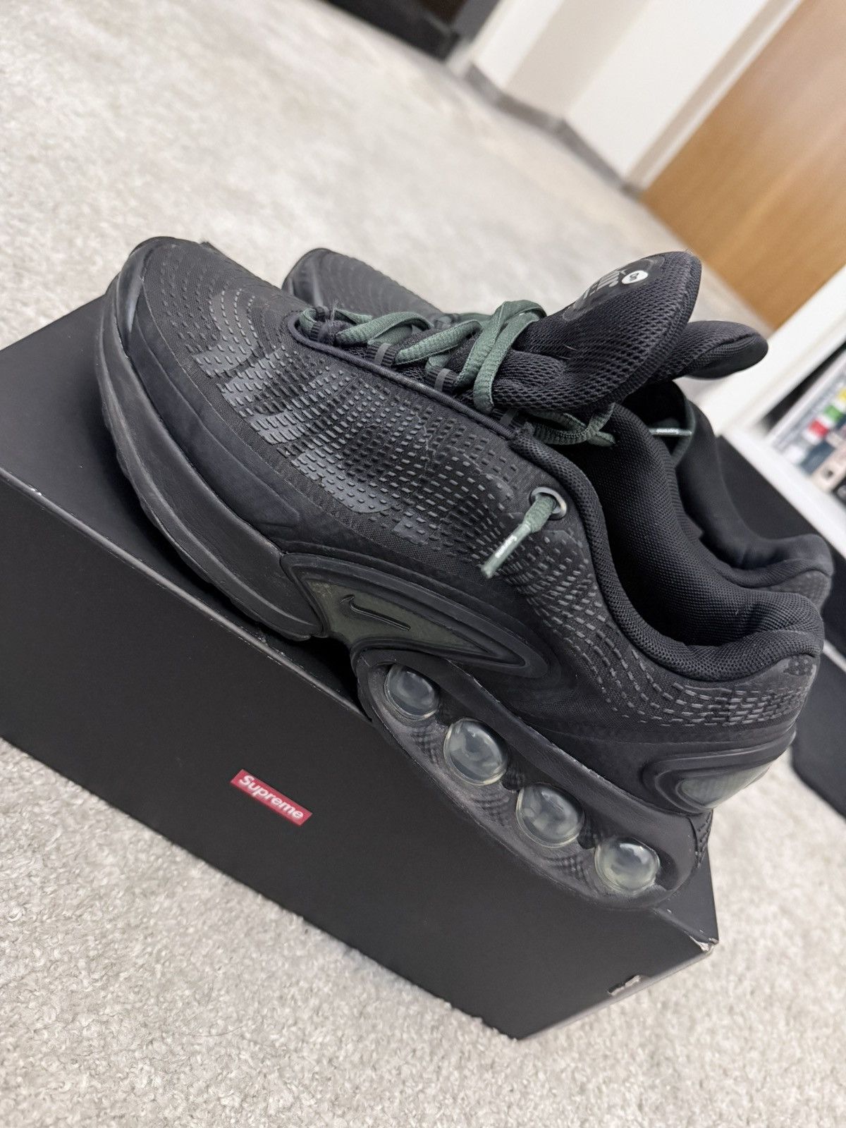 Nike × Supreme Nike x Supreme DN Size US 9 / EU 42 - 2 Thumbnail