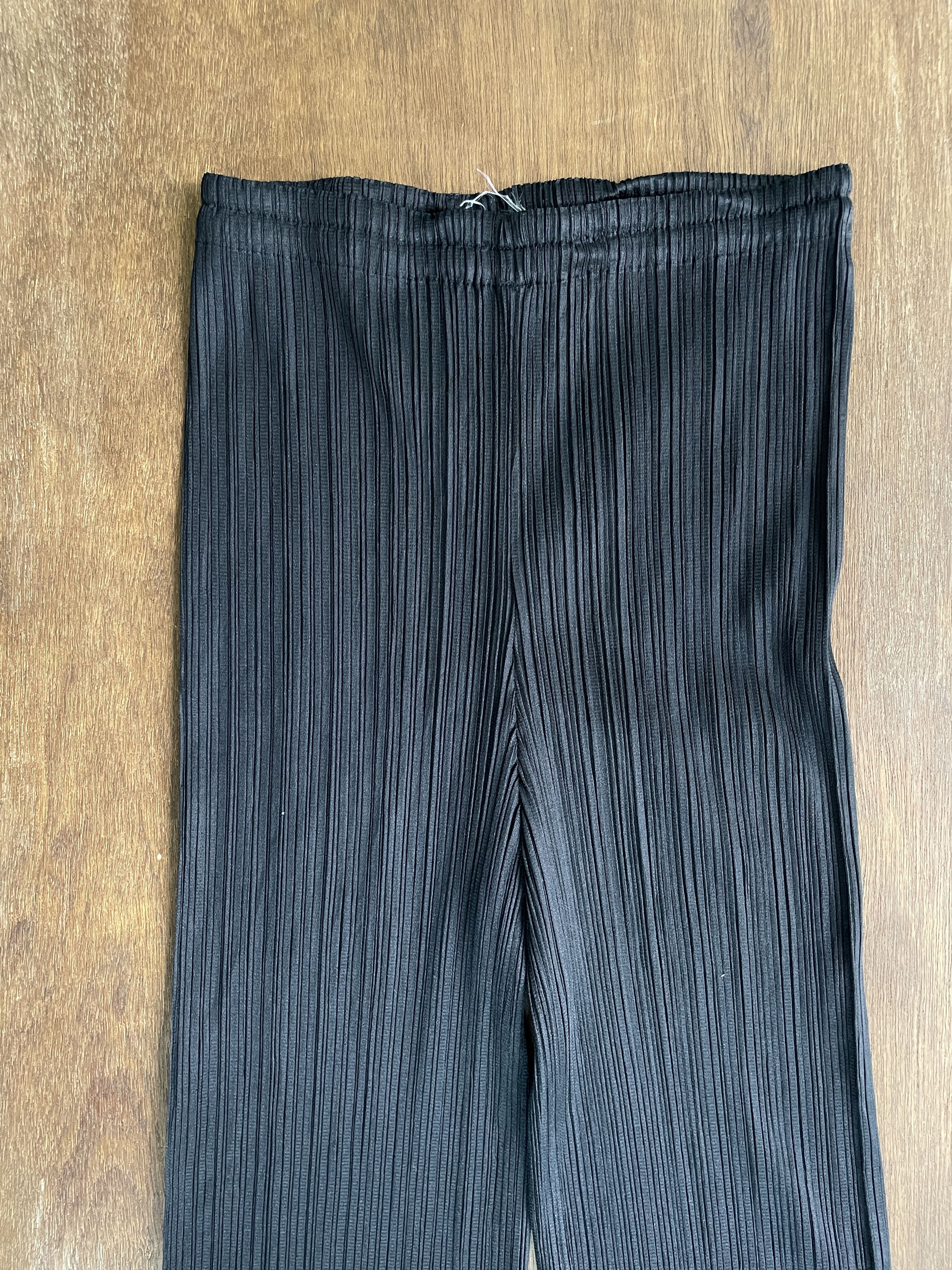Pleats Please Issey Miyake PLEATS PLEAST ISSEY MIYAKE Size US 30 / EU 46 - 2 Thumbnail
