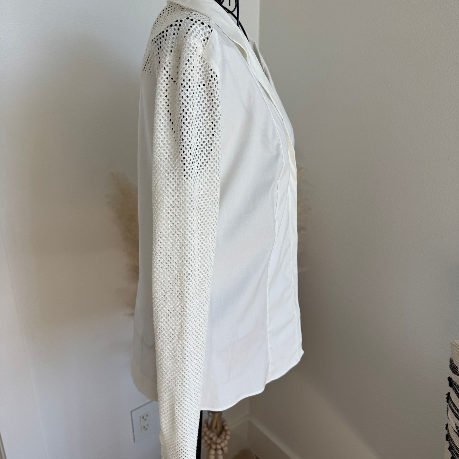 Akris Akris Punto White V-Neck Mesh Sleeve Button-Up Blouse Size L / US 10 / IT 46 - 4 Thumbnail