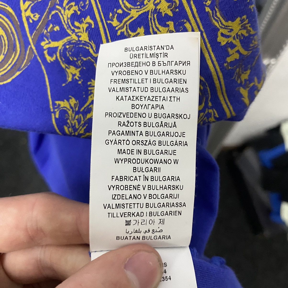 Versace VINTAGE VERSACE SHIRT Size US XL / EU 56 / 4 - 9 Thumbnail