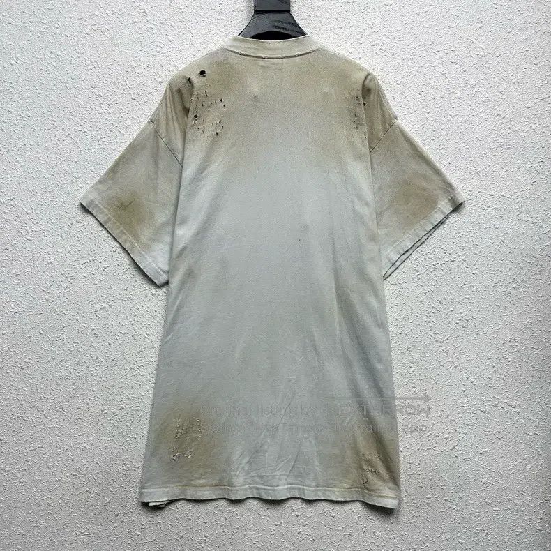 Balenciaga Balenciaga Off-White Distressed T-Shirt Size US S / EU 44-46 / 1 - 2 Thumbnail