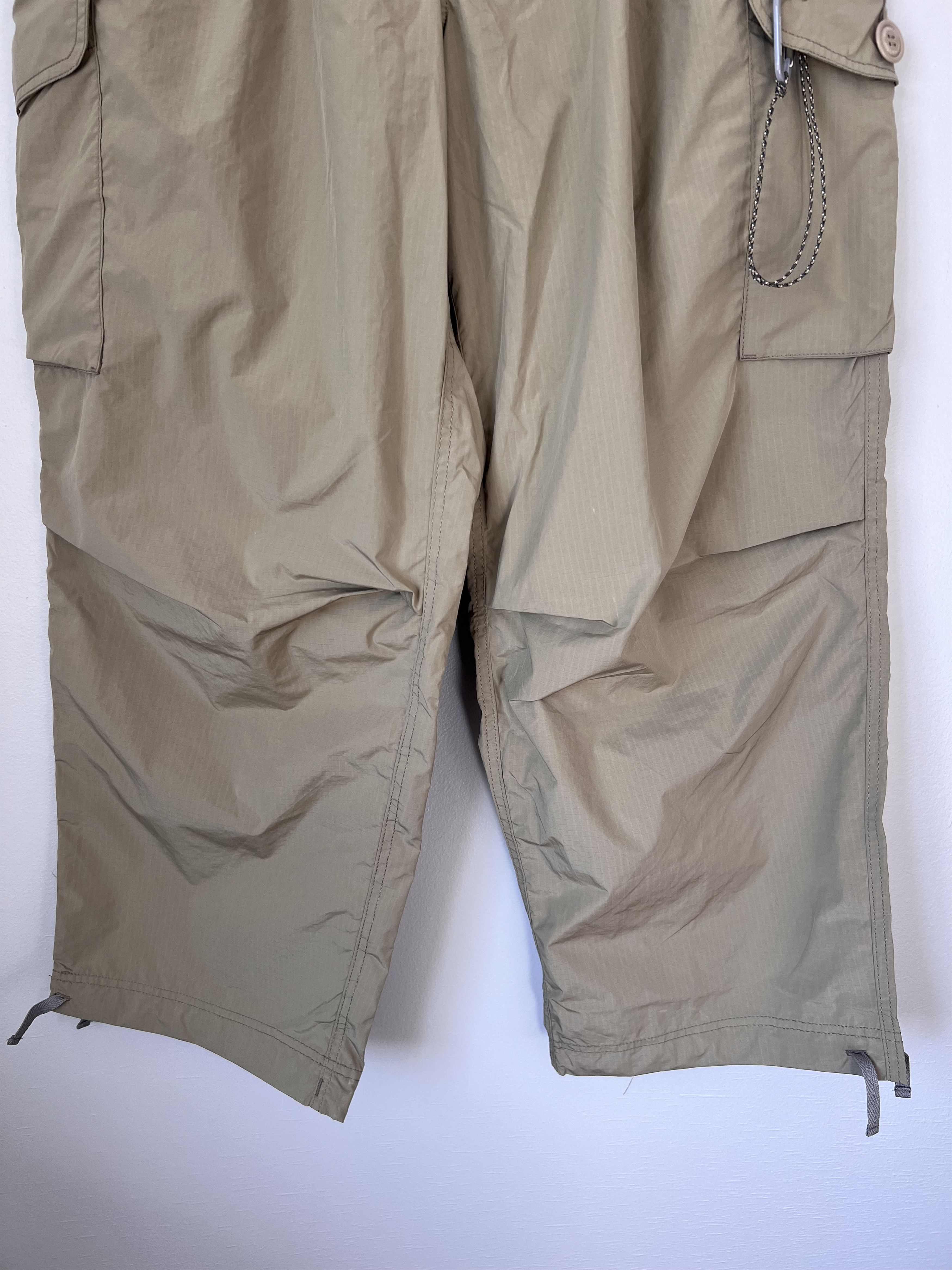 And Wander and Wander Oversized Cargo Pants in Beige Size US 33 - 3 Thumbnail