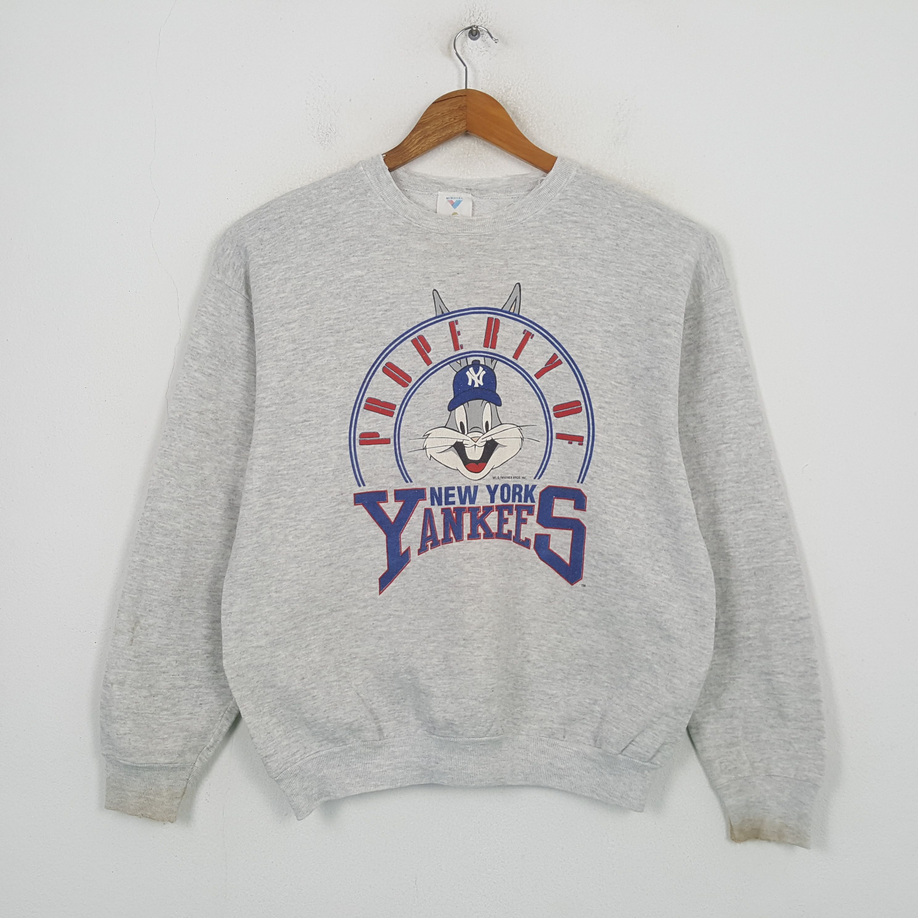 Vintage Yankees X Bugs Bunny MLB Team Sweatshirt C302N11