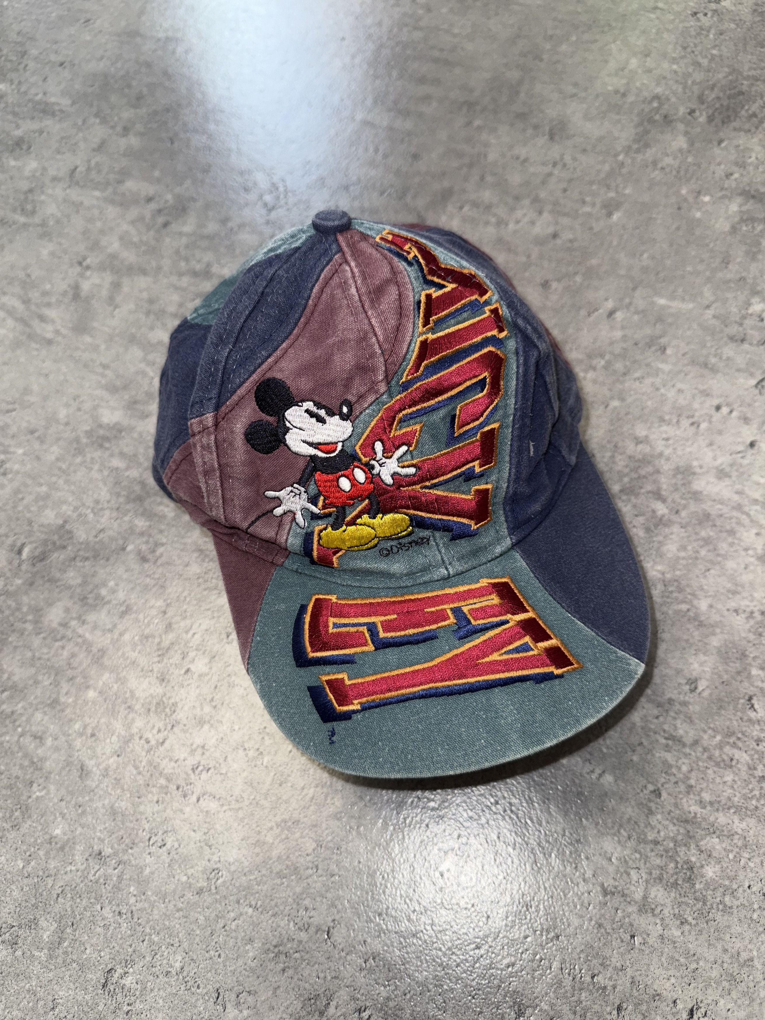 Disney disney vintage 80/90s hat Size ONE SIZE - 1 Thumbnail