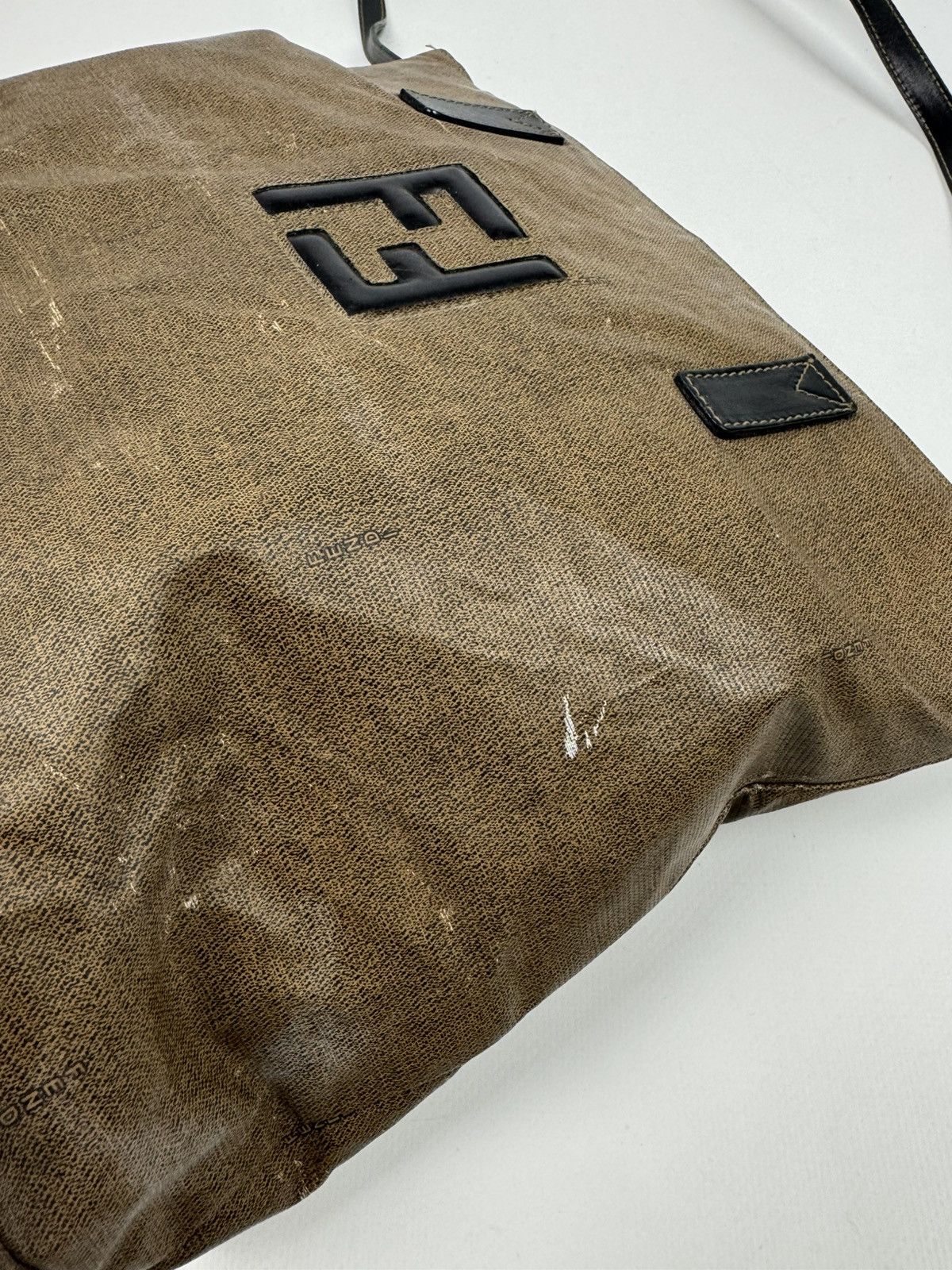 Fendi 1990’s Vintage Distressed Fendi Logo PVC Shoulder Bag Size ONE SIZE - 7 Thumbnail