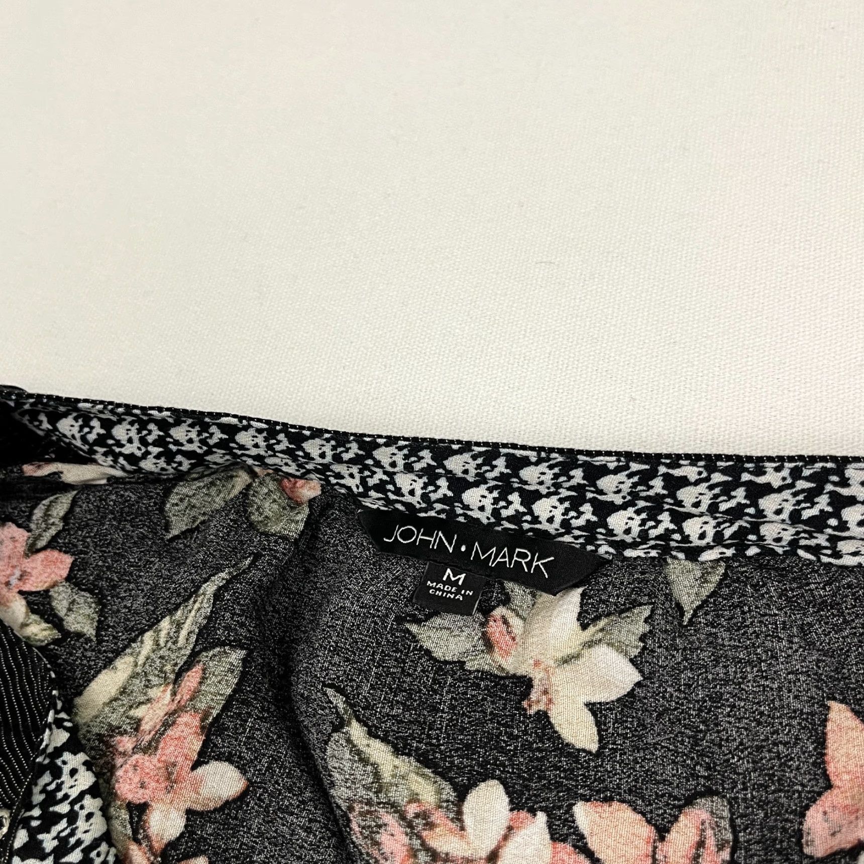 Vintage John Mark Blouse Womens Medium Floral Embroidered Tassels Grunge Boho Dark Moody Shirt Tee Tunic Size M / US 6-8 / IT 42-44 - 2 Thumbnail