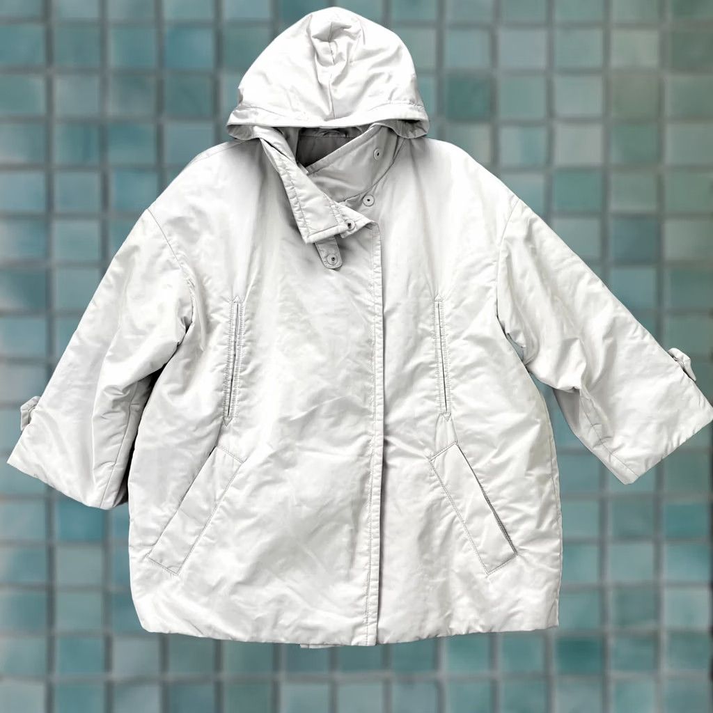 Brunello Cucinelli Brunello Cucinelli Jacket Womens XL White Silk Blend Hooded Removable Hood Parka Short Sleeve Long Sleeve Snap Closure Satin Lining Silk Size XL / US 12-14 / IT 48-50 - 1 Thumbnail