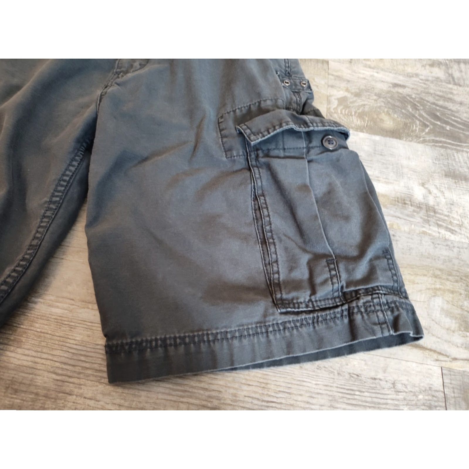 Levi's VINTAGE Levi's Cargo Shorts Men 32x11 Workwear Gray 90s Grunge Casual Denim Size US 32 / EU 48 - 3 Thumbnail