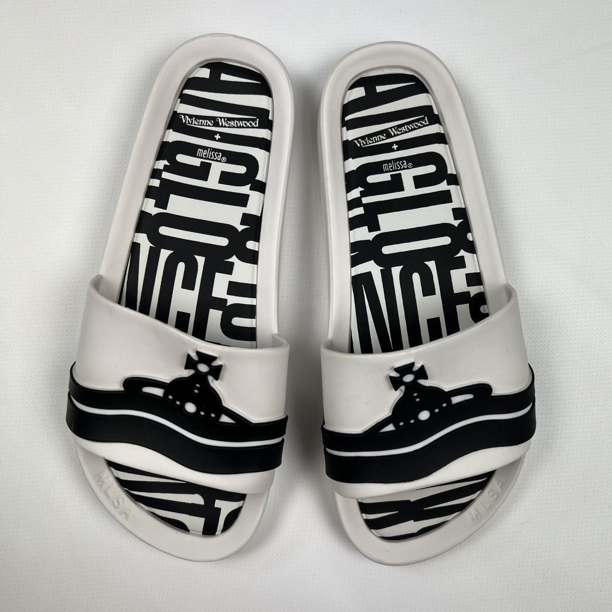 Melissa × Vivienne Westwood Vivienne Westwood for Melissa women’s beach slides Size US 6 / IT 36 - 2 Thumbnail
