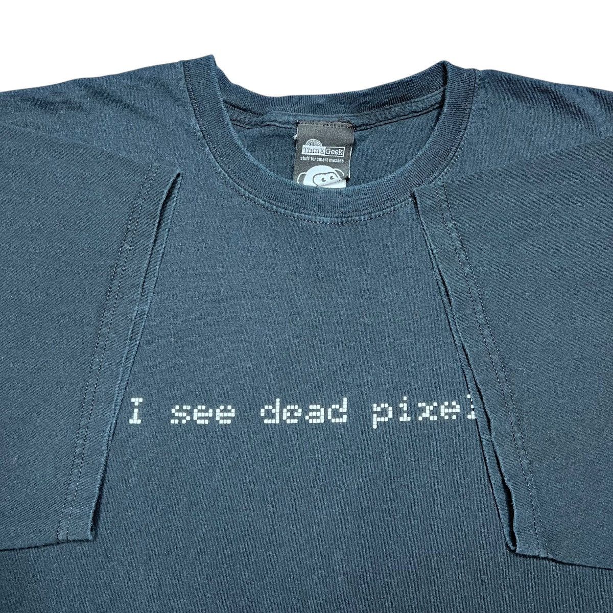 Other × Vintage Vtg 2000s I See Dead Pixels Tech Spell Out Word Graphic Tee Size US XXL / EU 58 / 5 - 2 Thumbnail