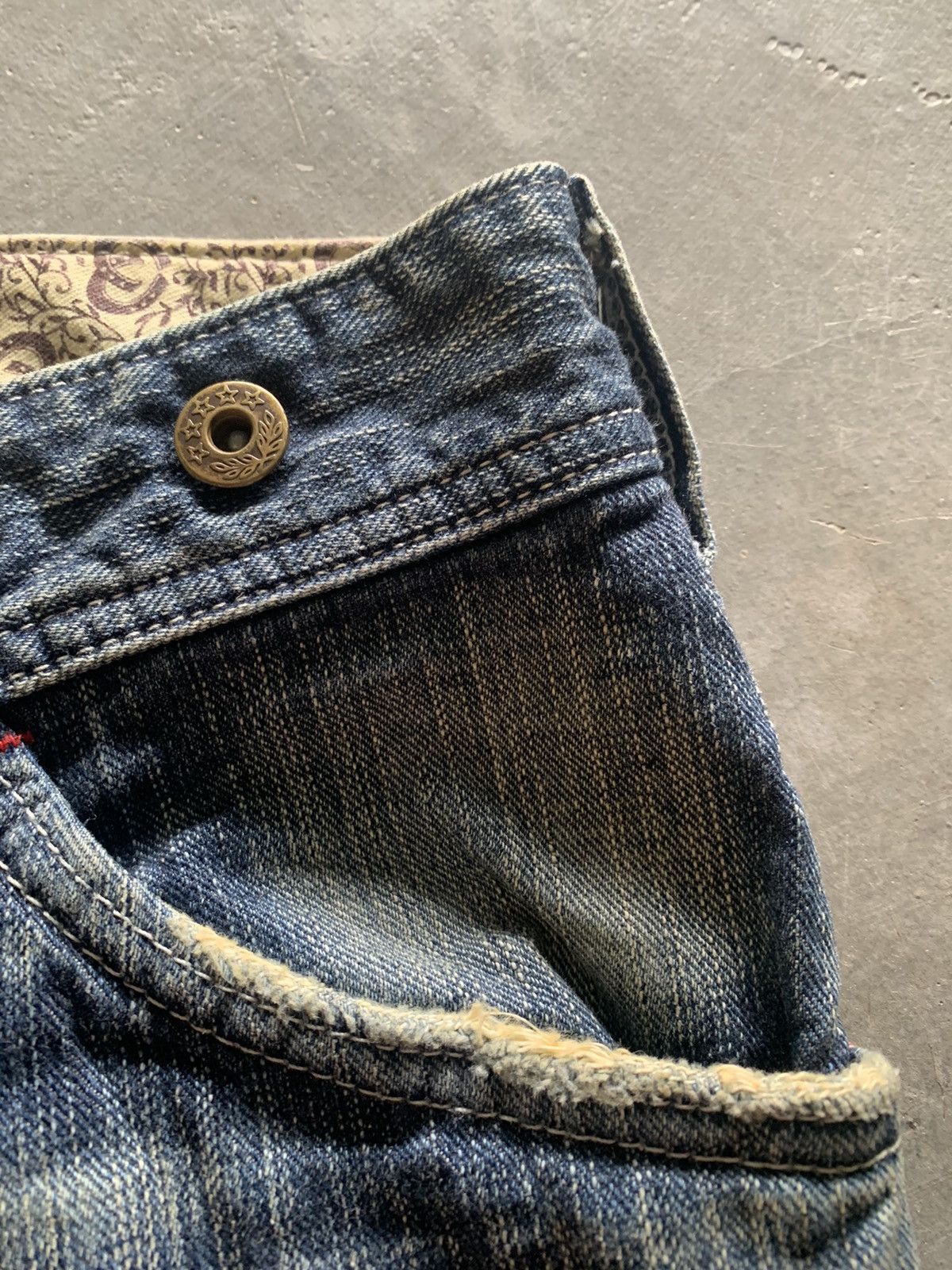 Edwin distressed semi flare edwin 503 blue trip Size US 30 / EU 46 - 10 Thumbnail
