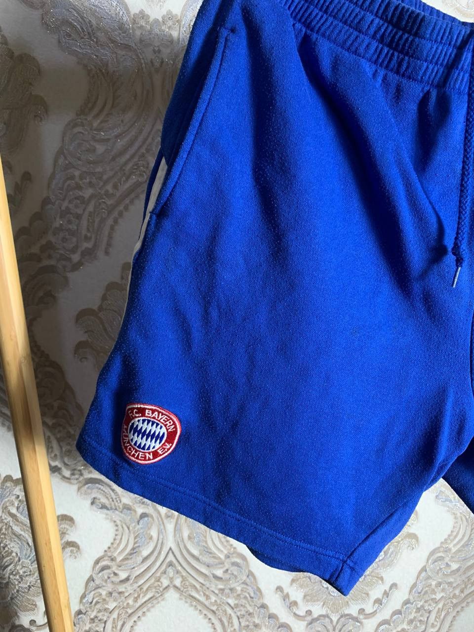 Adidas VERY RARE ADIDAS FC BAYERN MUNCHEN GERMANY SOCCER SHORTS 90s Size US L / EU 52-54 / 3 - 3 Thumbnail