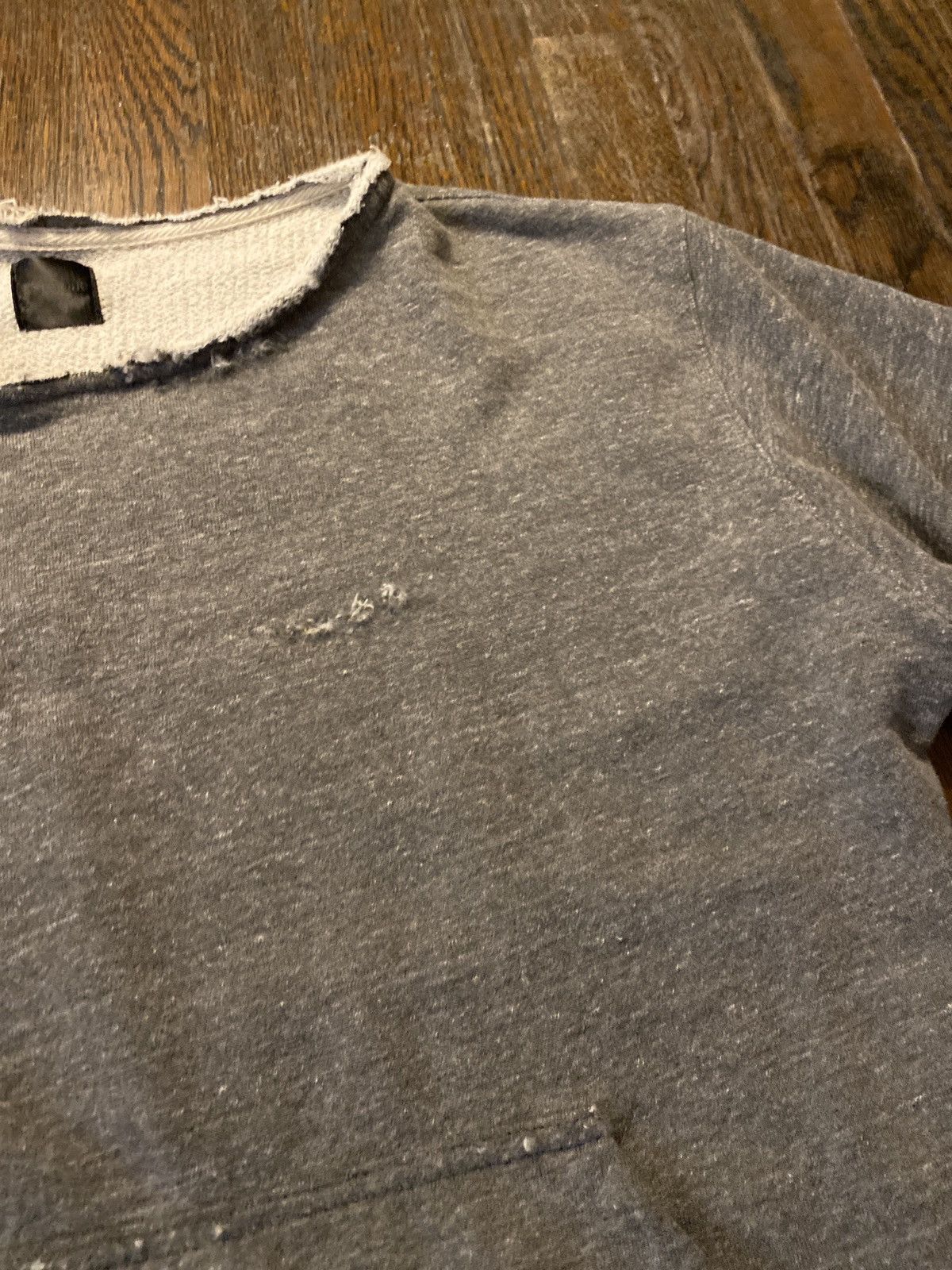 En Noir En Noir Hand Cut and Distressed Grey Sweater Size Medium Size US M / EU 48-50 / 2 - 2 Thumbnail