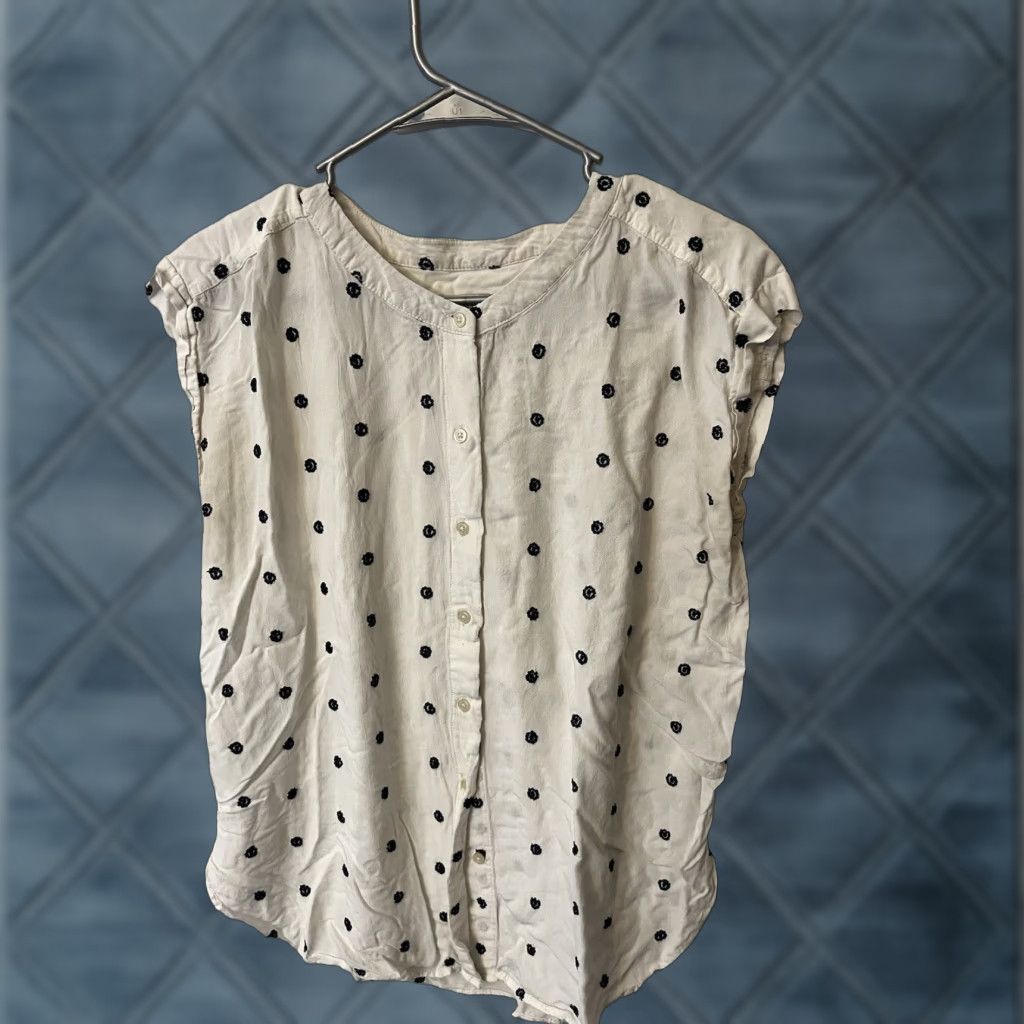 Loft VINTAGE Loft White Sleeveless Button Up Top Women’s Petites Size Medium Size M / US 6-8 / IT 42-44 - 1 Thumbnail