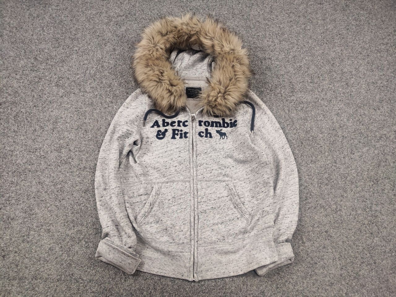 Abercrombie & Fitch Vintage Abercrombie Y2K If six was nine fur Zip Hoodie Size US S / EU 44-46 / 1 - 2 Thumbnail