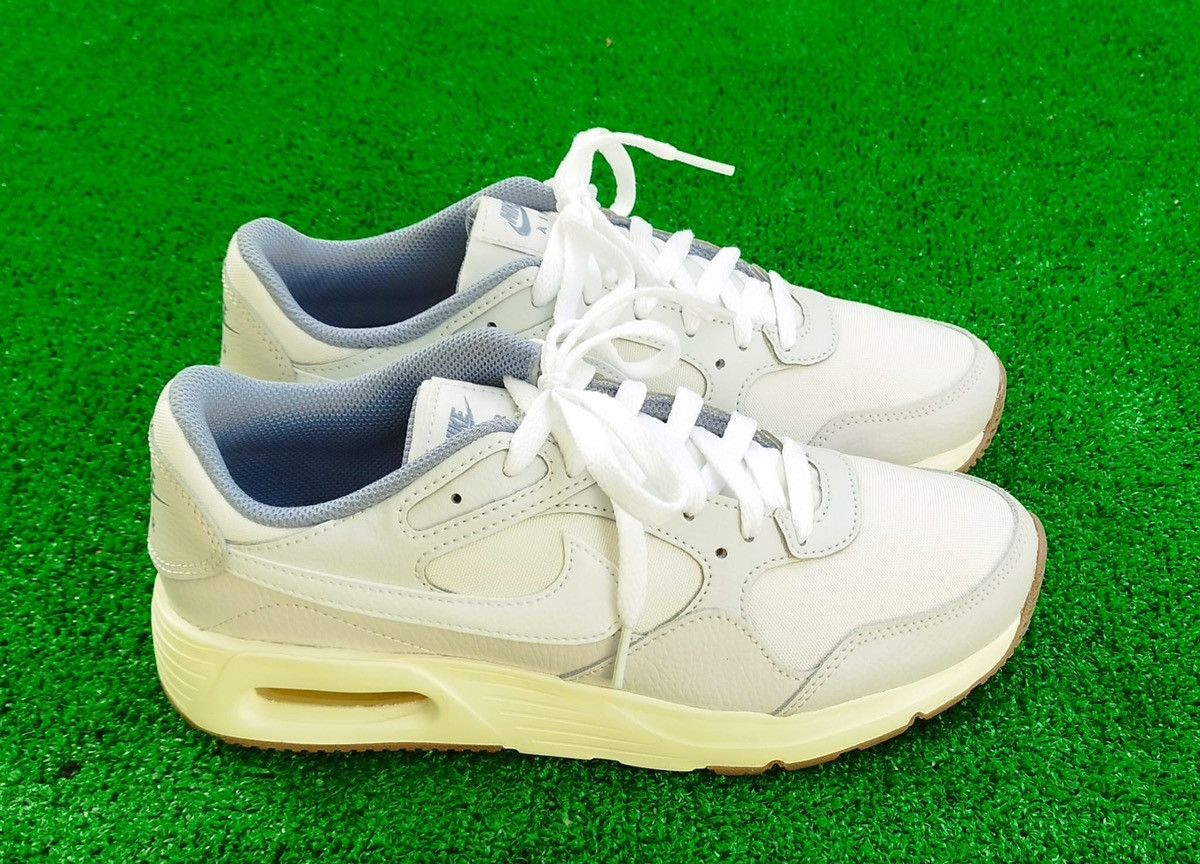 Nike Shoes Nike Air Max Unisex. Size US 6.5 / EU 39-40 - 1 Thumbnail