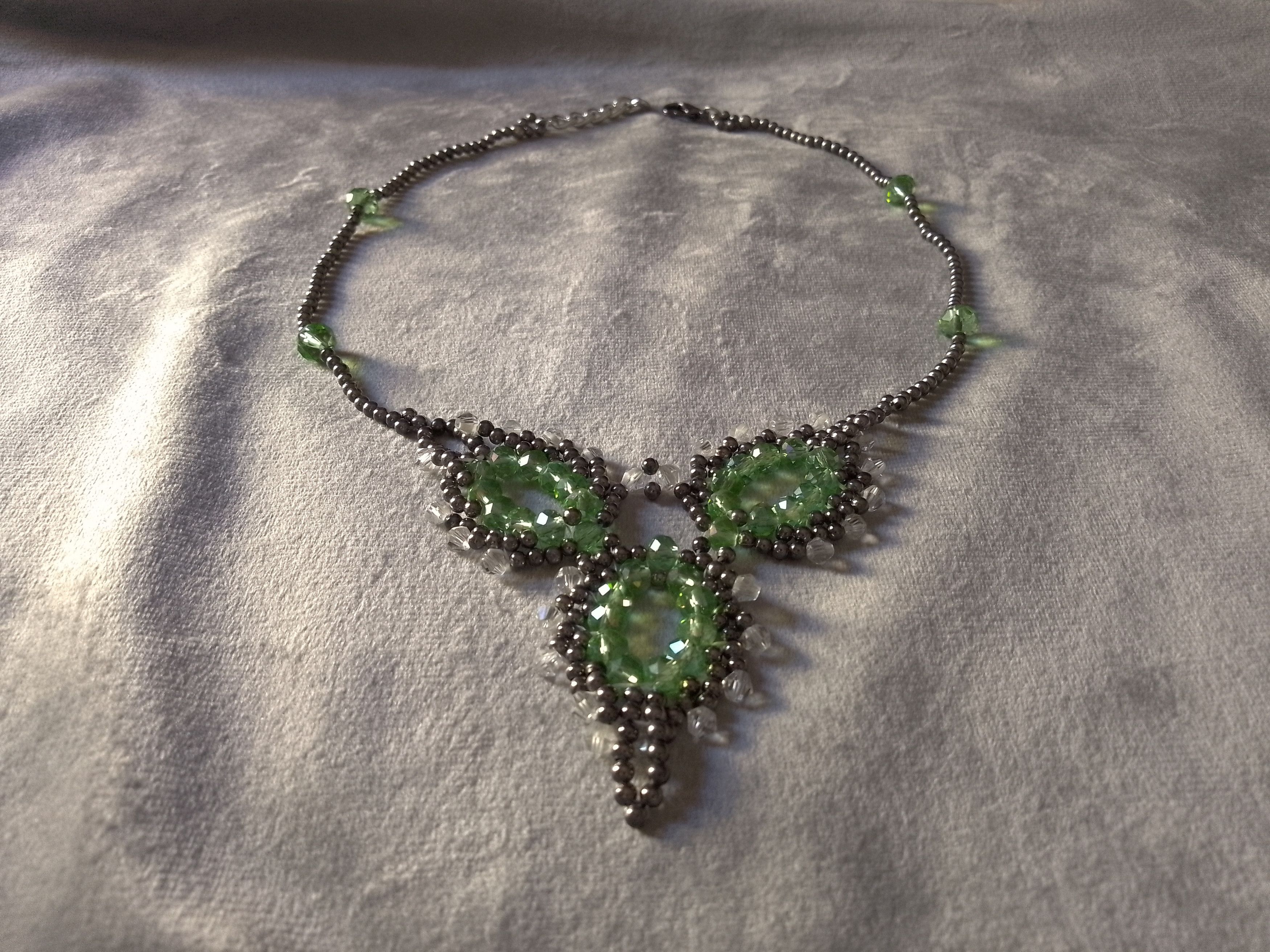 Handmade Necklace Leafy Vintage Elegant Green Crystal Embroidered Size ONE SIZE - 1 Thumbnail