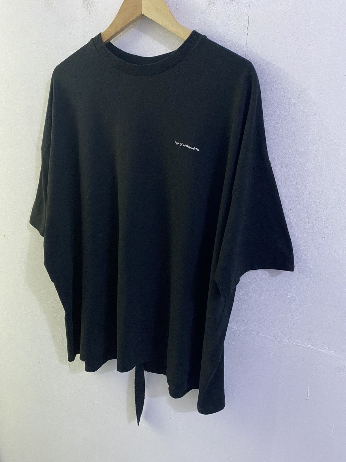T-shirt G DRAGON PMO DAISY – Gildan – Homme – Noir – Taille XL – NEUF Avec étiquettes
