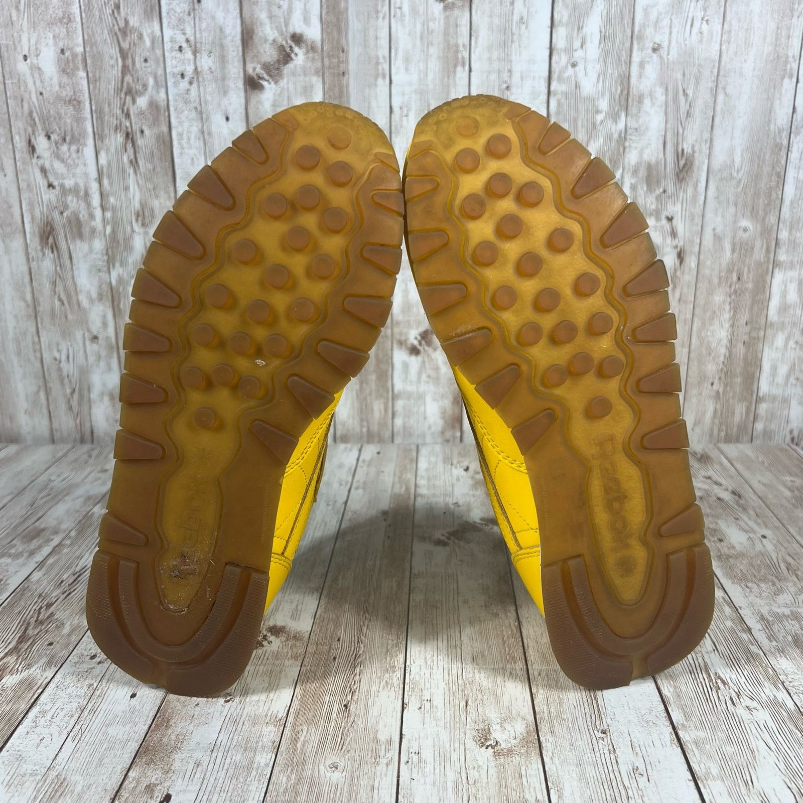 Reebok Reebok Classic yellow leather sneaker Womens 9 Size US 9 / IT 39 - 6 Thumbnail