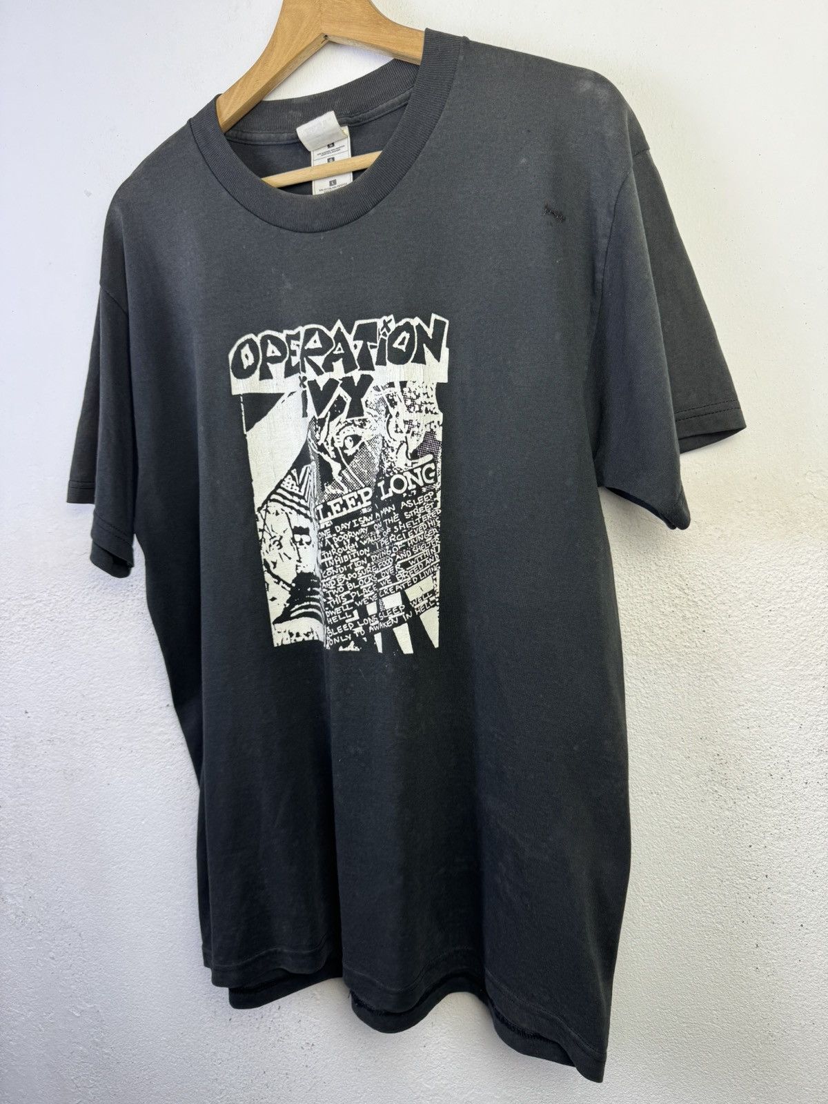 Band Tees Vintage 1990s Operation Ivy Punk Rock Tee Size US L / EU 52-54 / 3 - 3 Thumbnail