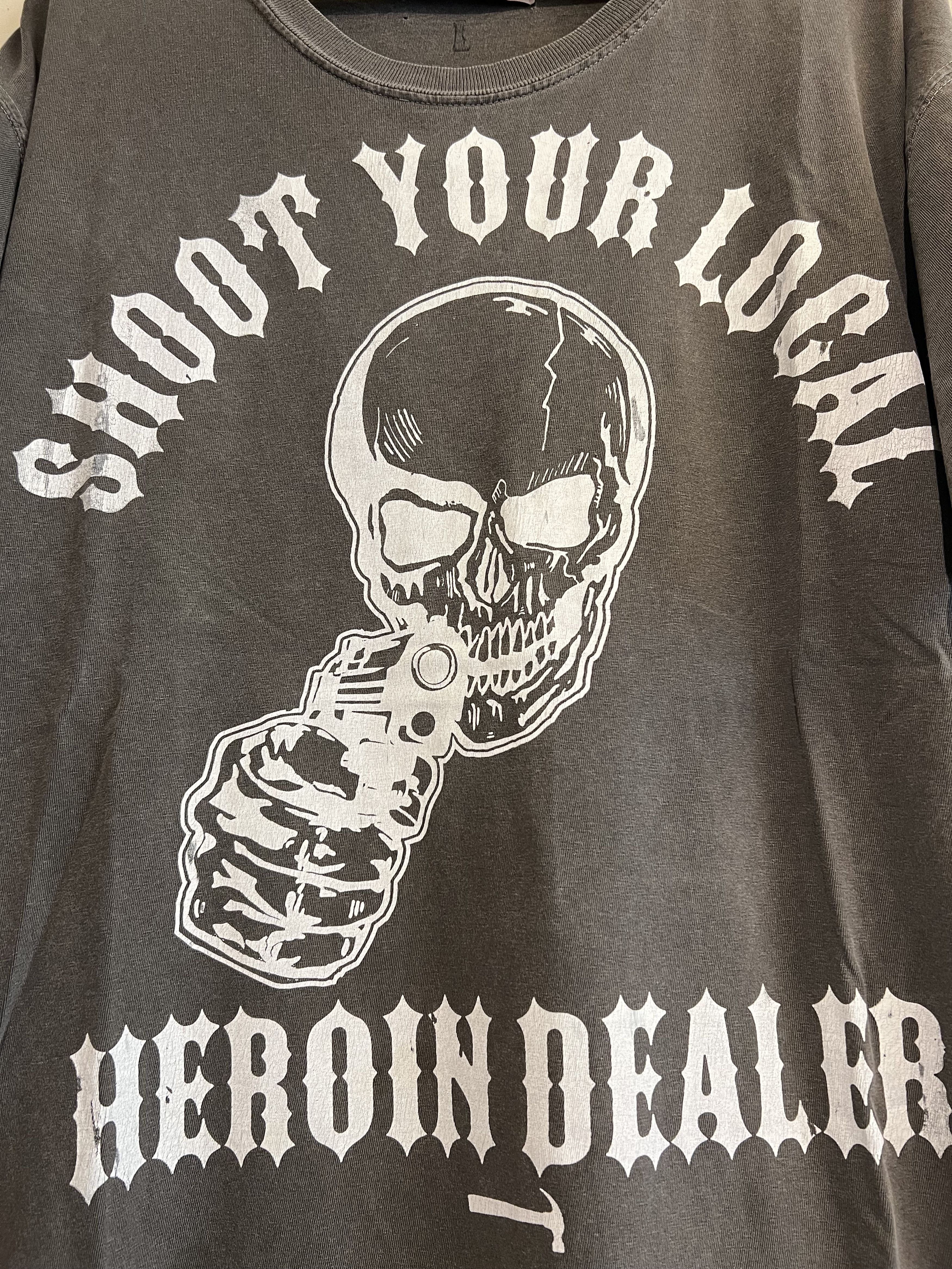 Warren Lotas Warren Lotas "Shoot Your Local Heroin Dealer" T-shirt grey Size US L / EU 52-54 / 3 - 3 Thumbnail