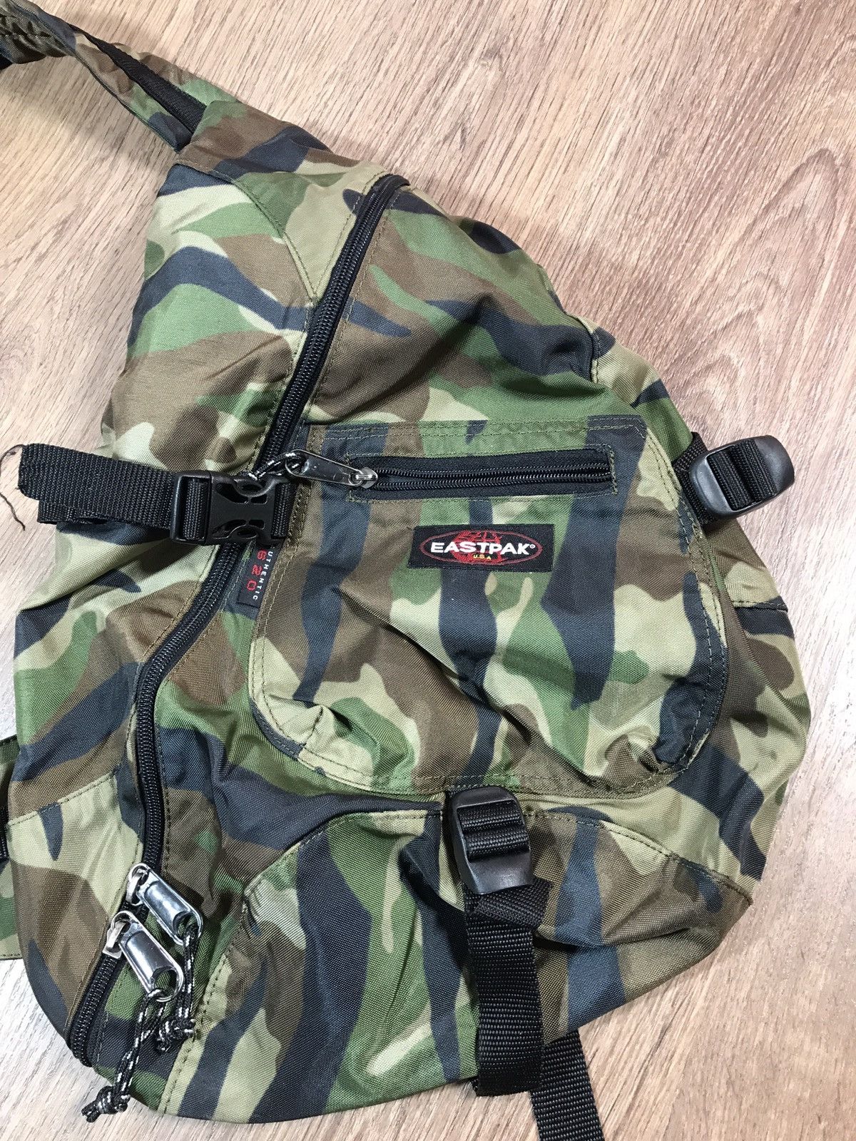 RARE🧨Khaki Vintage Multipocket Sling Crossbody Bag Eastpak