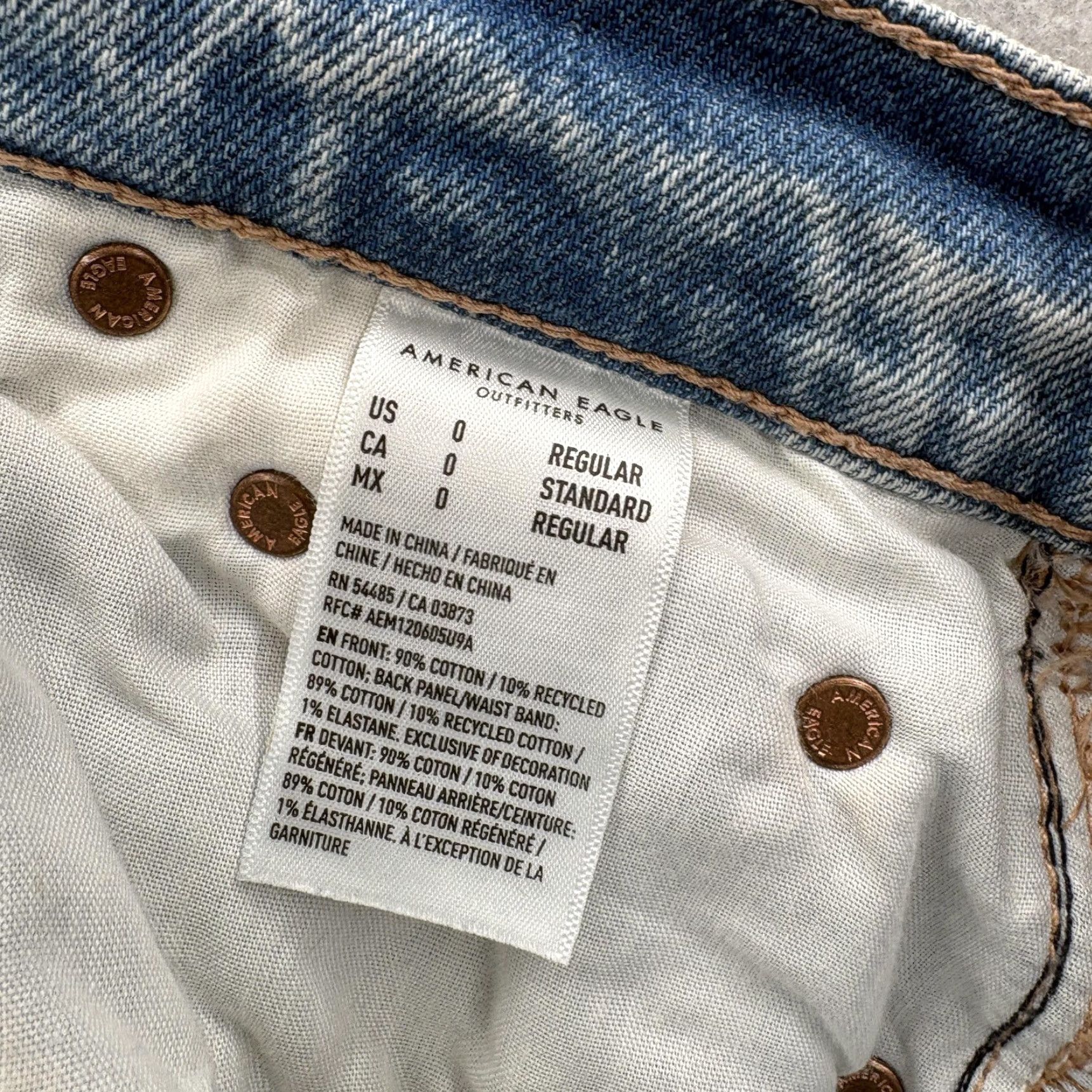 American Eagle Outfitters VINTAGE American Eagle Highest Rise Baggy Straight Jeans Womens 0 Blue Distressed Denim Size 25" / US 0 / IT 36 - 6 Thumbnail