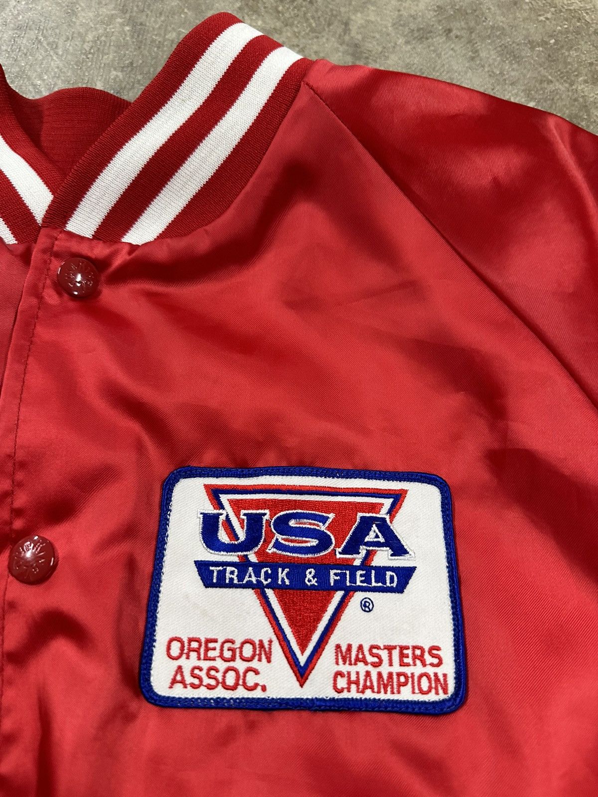 Vintage Vintage 80s USA Track & Field Nylon Satin Bomber Jacket Size L / US 10 / IT 46 - 4 Thumbnail