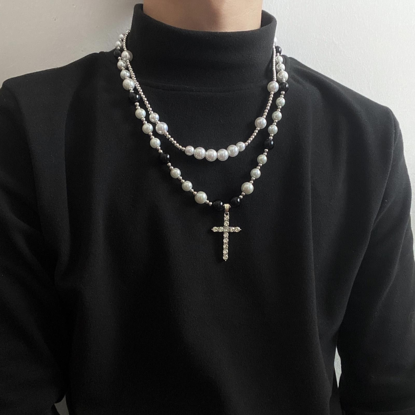 Jewelry × Vintage Cross Stacked Beaded Necklace, Cross Layered Necklace Size ONE SIZE - 1 Thumbnail