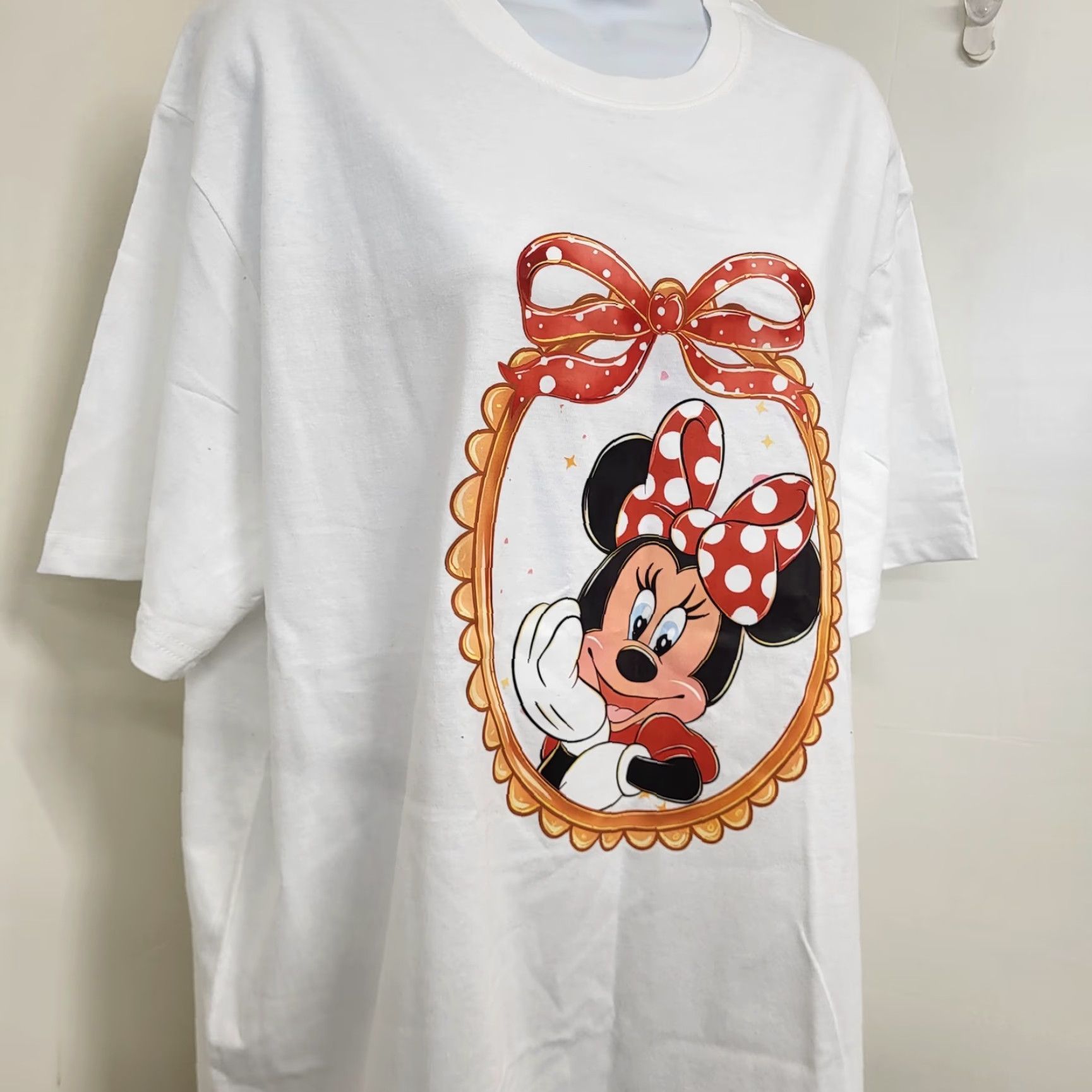 Disney Disney Minnie Mouse Tshirt Women XL White Short Sleeve Mickeys Girlfriend Size XL / US 12-14 / IT 48-50 - 4 Thumbnail