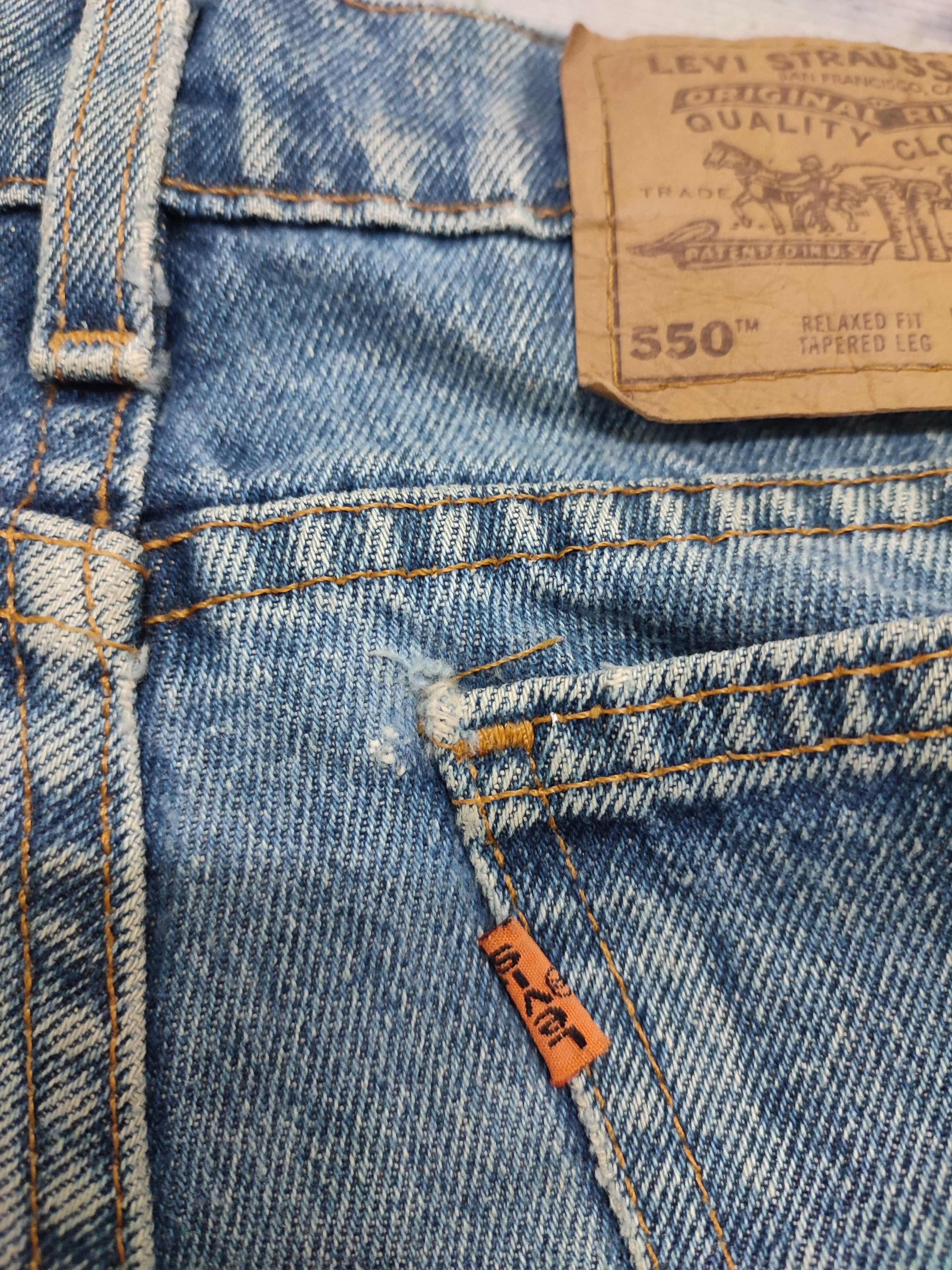 Levi's 💥 Vintage 💥550 Levi's Orange Tag Distressed Denim Size US 36 / EU 52 - 13 Thumbnail