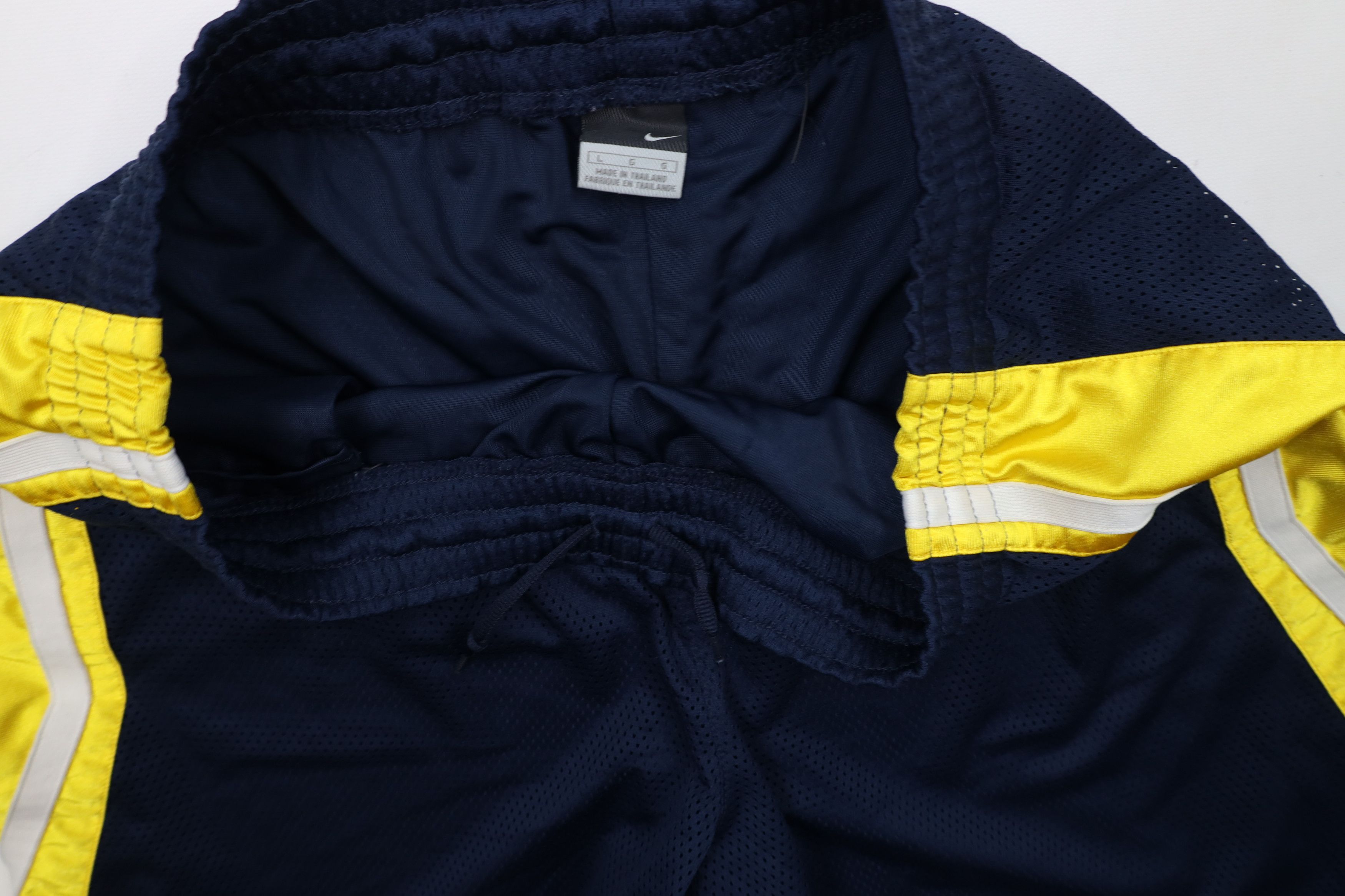 Nike × Vintage Vintage 90s Y2K Nike Mini Swoosh Mesh Basketball Shorts Size US 34 / EU 50 - 6 Thumbnail