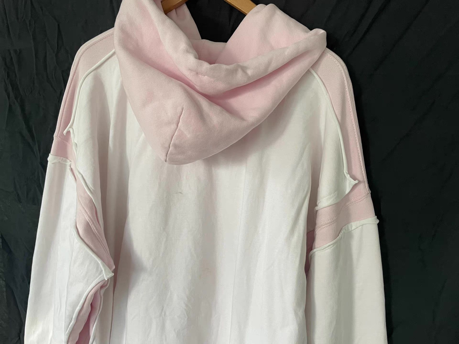 Vetements Vetements Men's Panelled Hoodie Ｑ21 Size US S / EU 44-46 / 1 - 3 Thumbnail