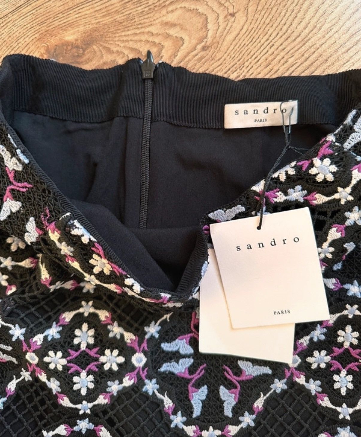 Sandro Sandro Ornel Floral Mini Skirt Size 26" / US 2 / IT 38 - 2 Thumbnail
