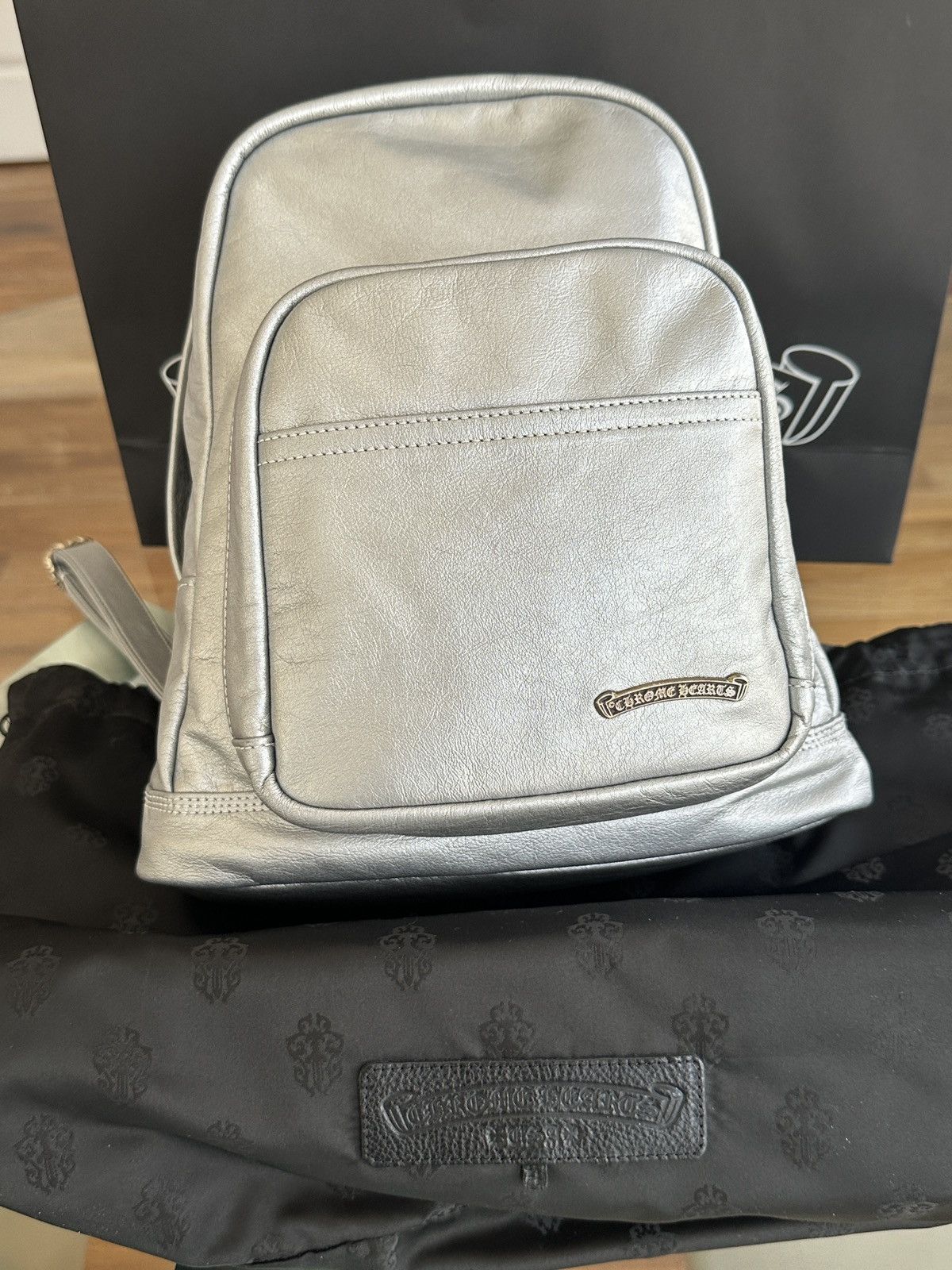 Chrome Hearts Chrome Hearts leather backpack in metalic silver Size ONE SIZE - 1 Thumbnail
