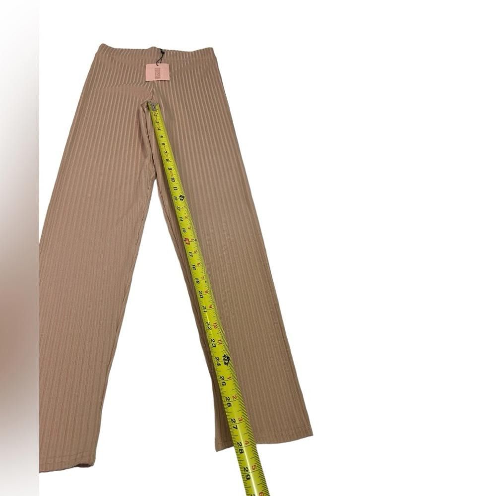 Designer Missguided l NWT High Waisted Ribbed Leggings Tan Size 6 Size 28" / US 6 / IT 42 - 4 Thumbnail