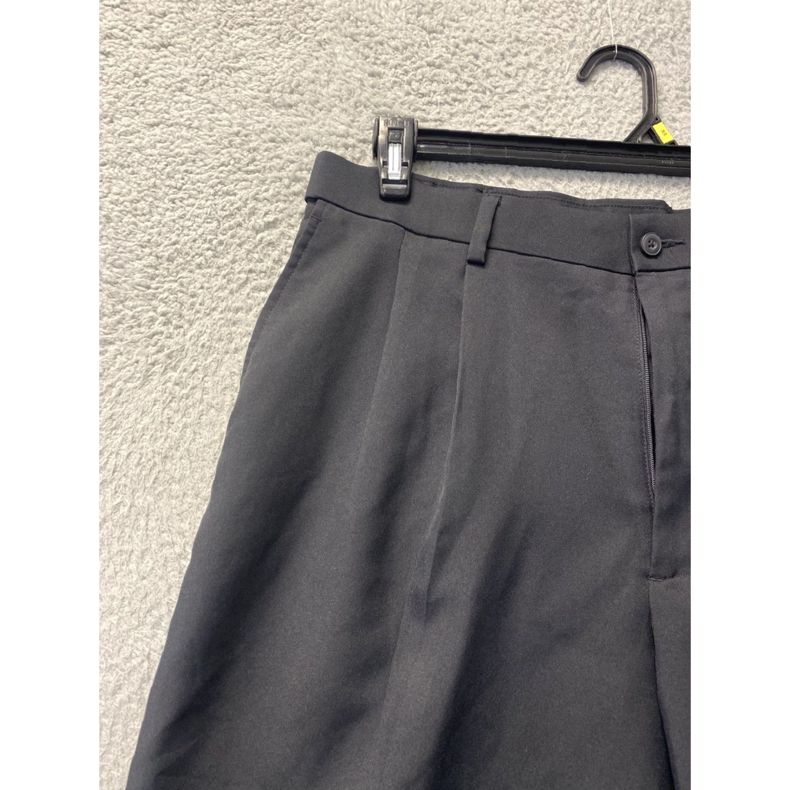 PGA Tour PGA TOUR Shorts Bermuda Mens 36 Black Casual Outdoor Lightweight Pockets Logo 86-74 Regular Size US 36 / EU 52 - 3 Thumbnail