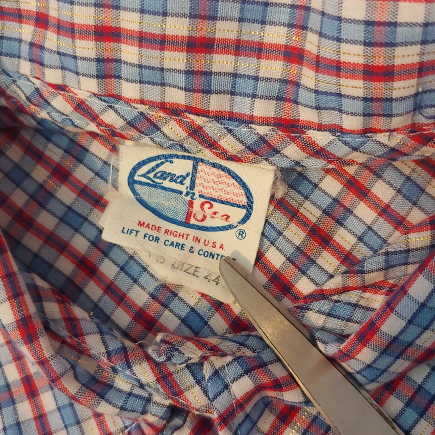 Vintage VINTAGE Land N Sea Shirt Women XL Pearl Snap Western Metallic Gold Piping Plaid Red/White/Blue/Gold Casual Women's Blouse Size XL / US 12-14 / IT 48-50 - 6 Thumbnail