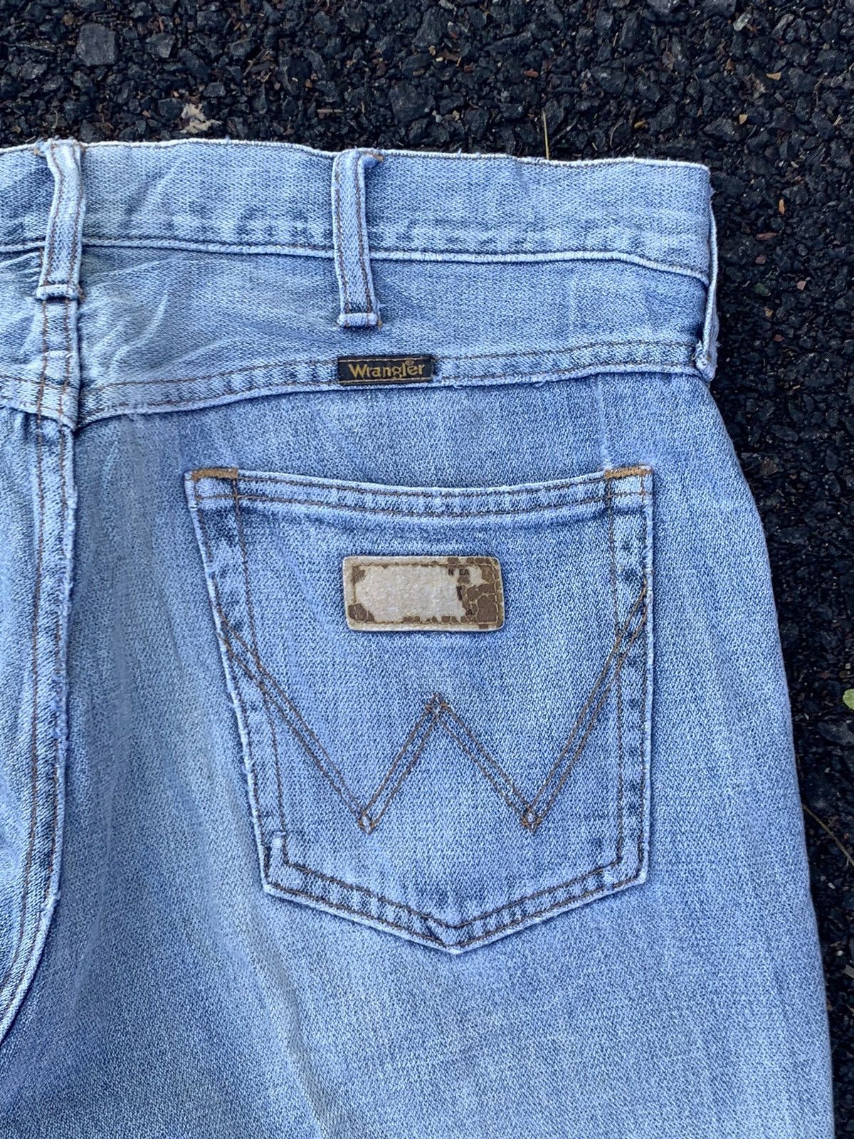 Wrangler Distressed baggy Wrangler jeans. Size US 32 / EU 48 - 4 Thumbnail