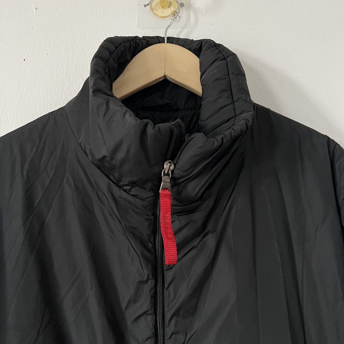 Prada Prada puff black jacket nylon Size M / US 6-8 / IT 42-44 - 5 Thumbnail
