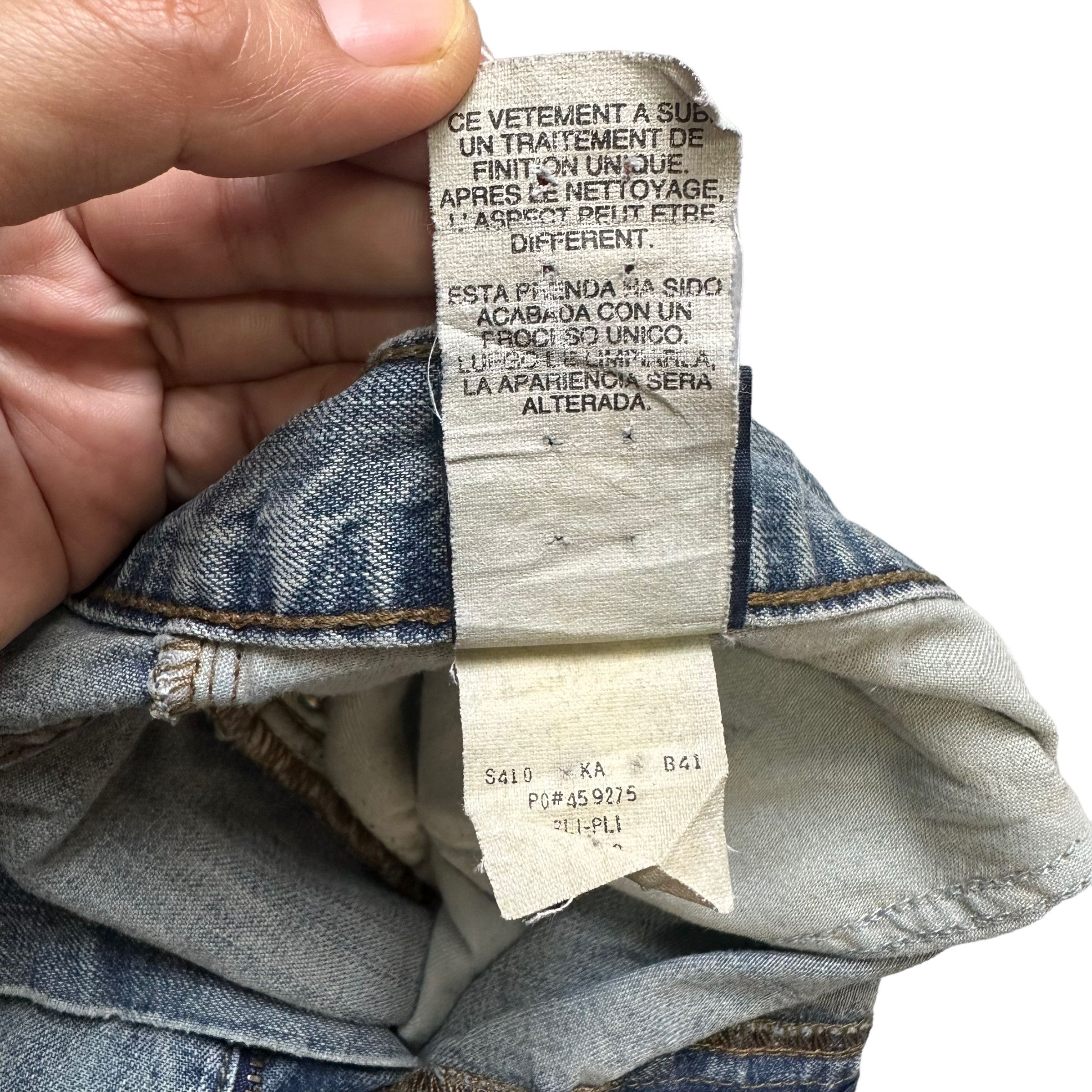 Tommy Hilfiger TOMMY HILFIGER CLASSIC FIT LIGHT WASH DENIM PANTS #7455-147 Size US 43 - 11 Thumbnail