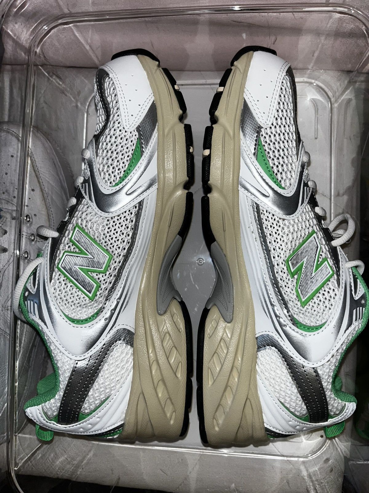 New Balance Size 9.5 New Balance 530 Pine Leaf White & Green Deadstock Size US 9.5 / EU 42-43 - 2 Thumbnail
