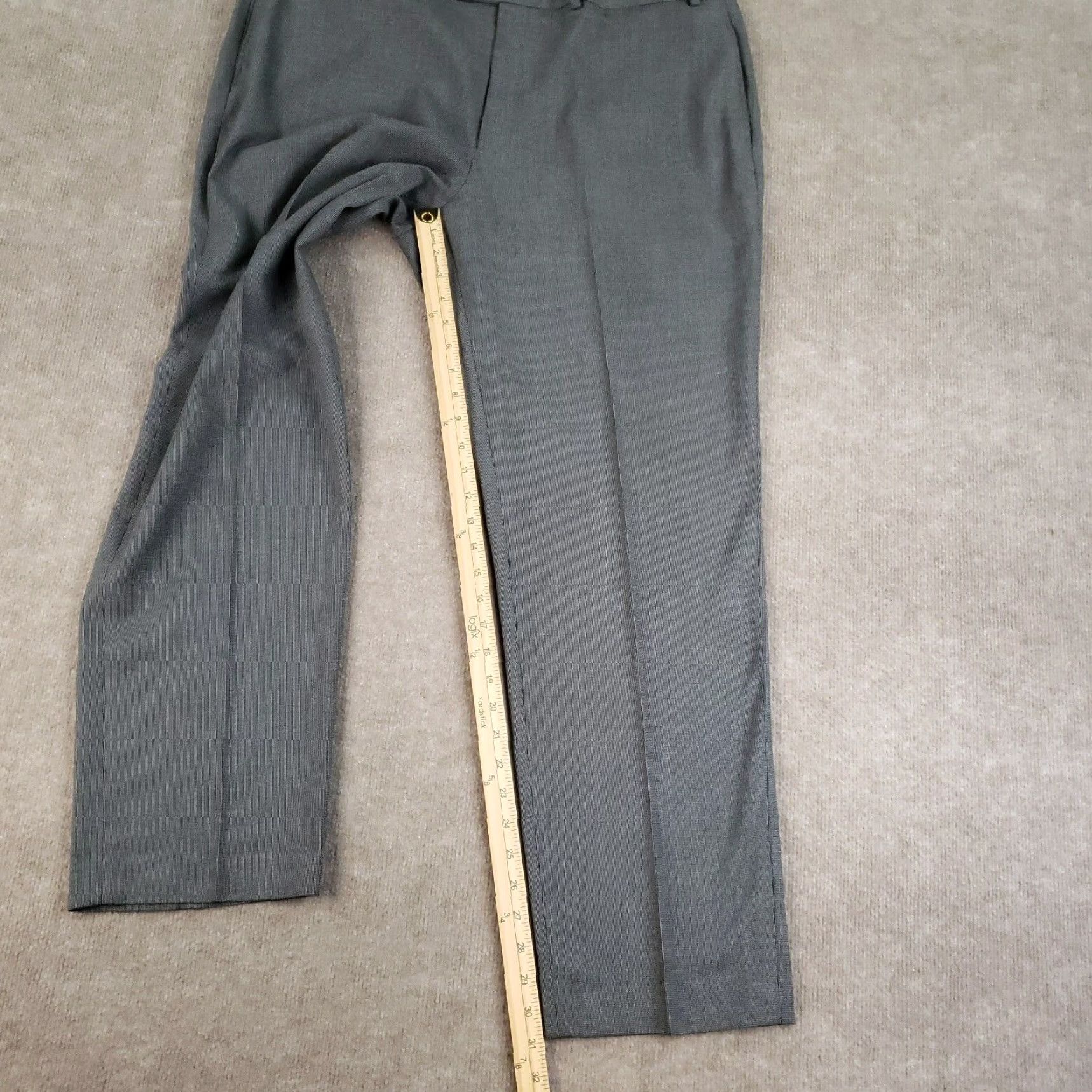 Ralph Lauren Lauren Ralph Lauren Dress Pants Mens 40x32 Gray Straight Lightweight Casual Pants Mens 40 Gray Dress Pants Vintage No Size US 40 / EU 56 - 2 Thumbnail