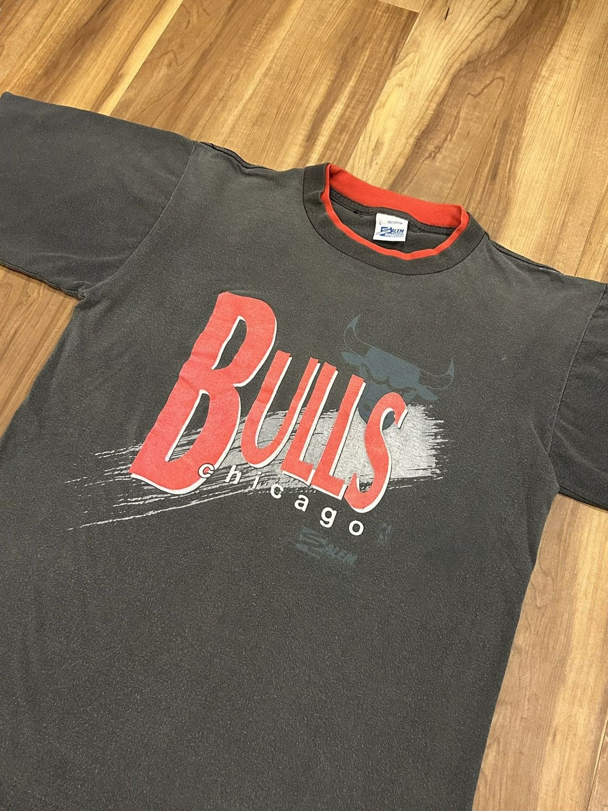 Vintage Vintage Chicago Bulls Tee Size US L / EU 52-54 / 3 - 2 Thumbnail