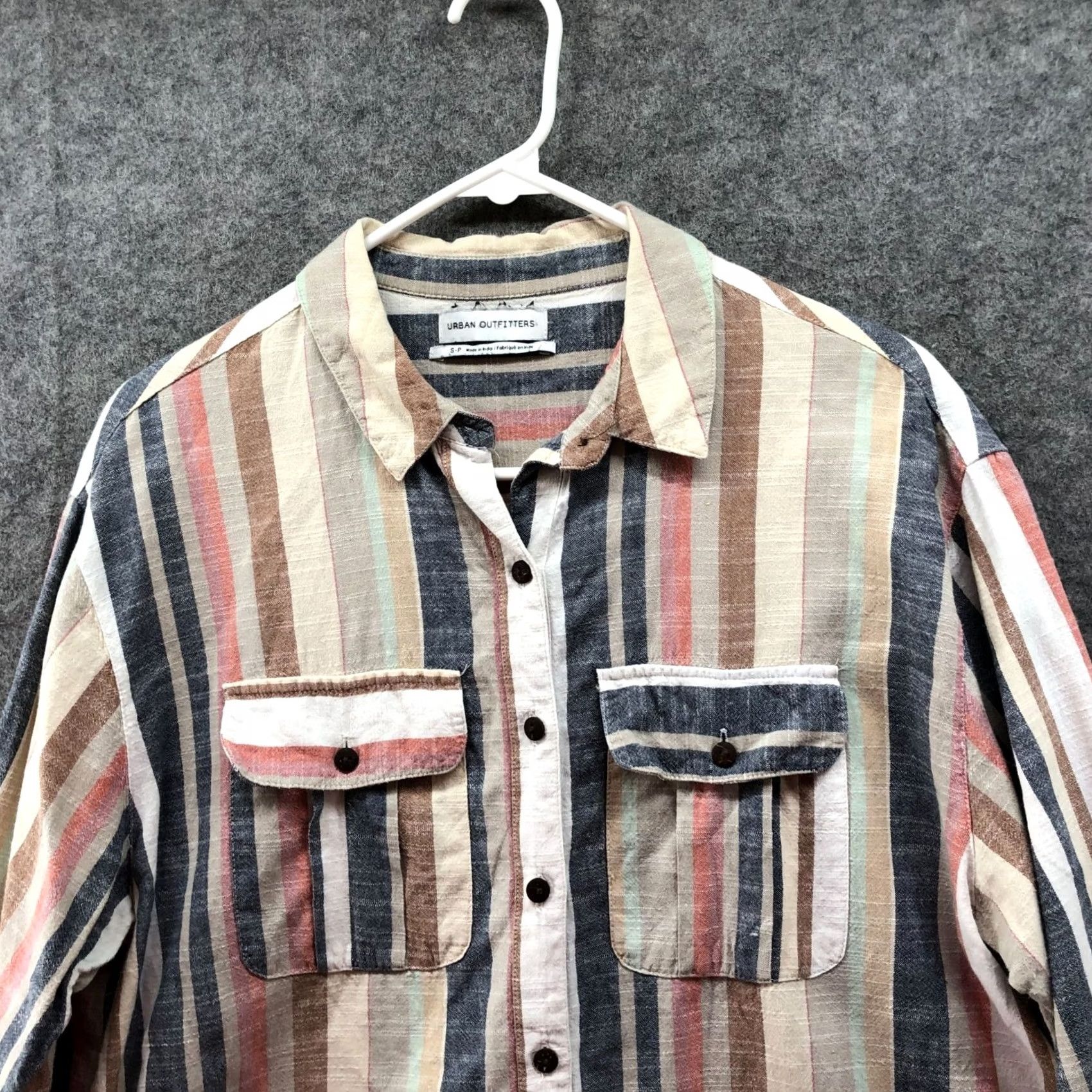 Urban Outfitters VINTAGE Urban Outfitters Button-Down Shirt Mens S Striped Beige Long Sleeve Cotton Shirt Size US S / EU 44-46 / 1 - 3 Thumbnail