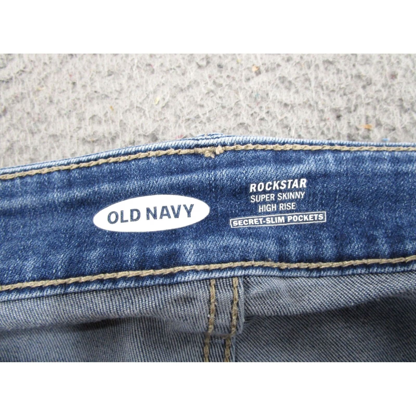 Old Navy Old Navy Jeans Womens 14 Rockstar High Rise Super Skinny Button Fly Size Size 36" / US 14 / IT 50 - 4 Thumbnail