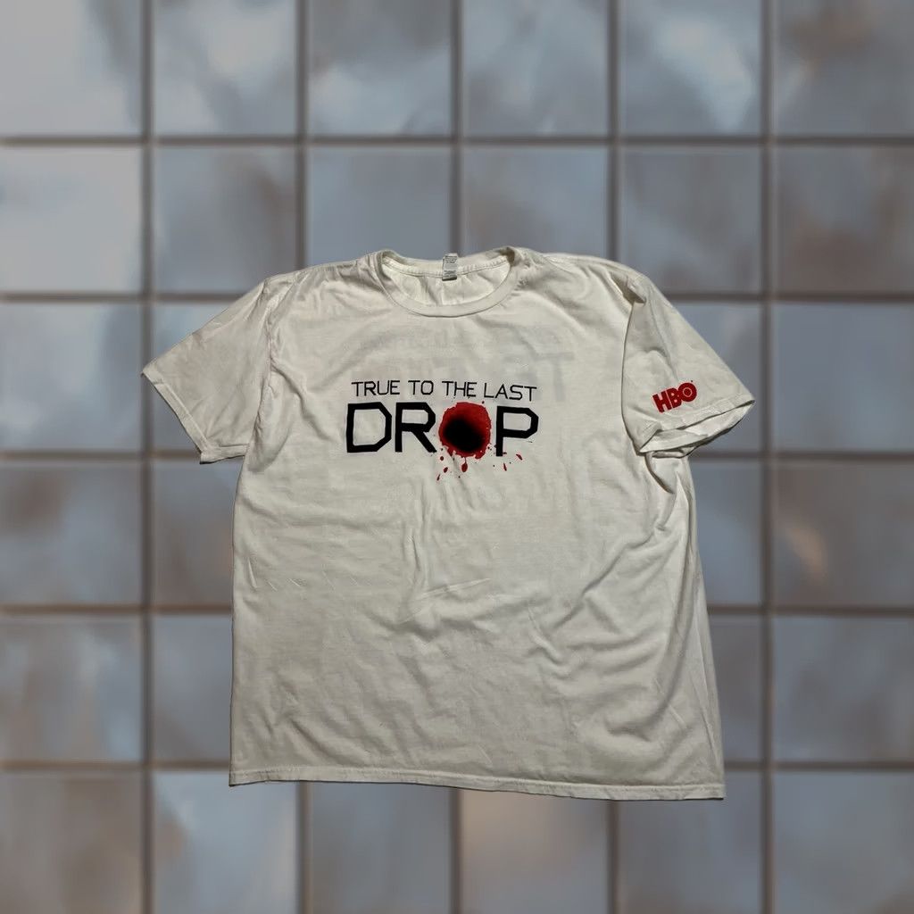 Anvil VINTAGE HBO True Blood 2014 Comic Con True To The Last Drop Graphic S/S T-Shirt XL Men White Graphic Shirt XL Mens White True Blood Comics 2010s Size US XL / EU 56 / 4 - 1 Thumbnail